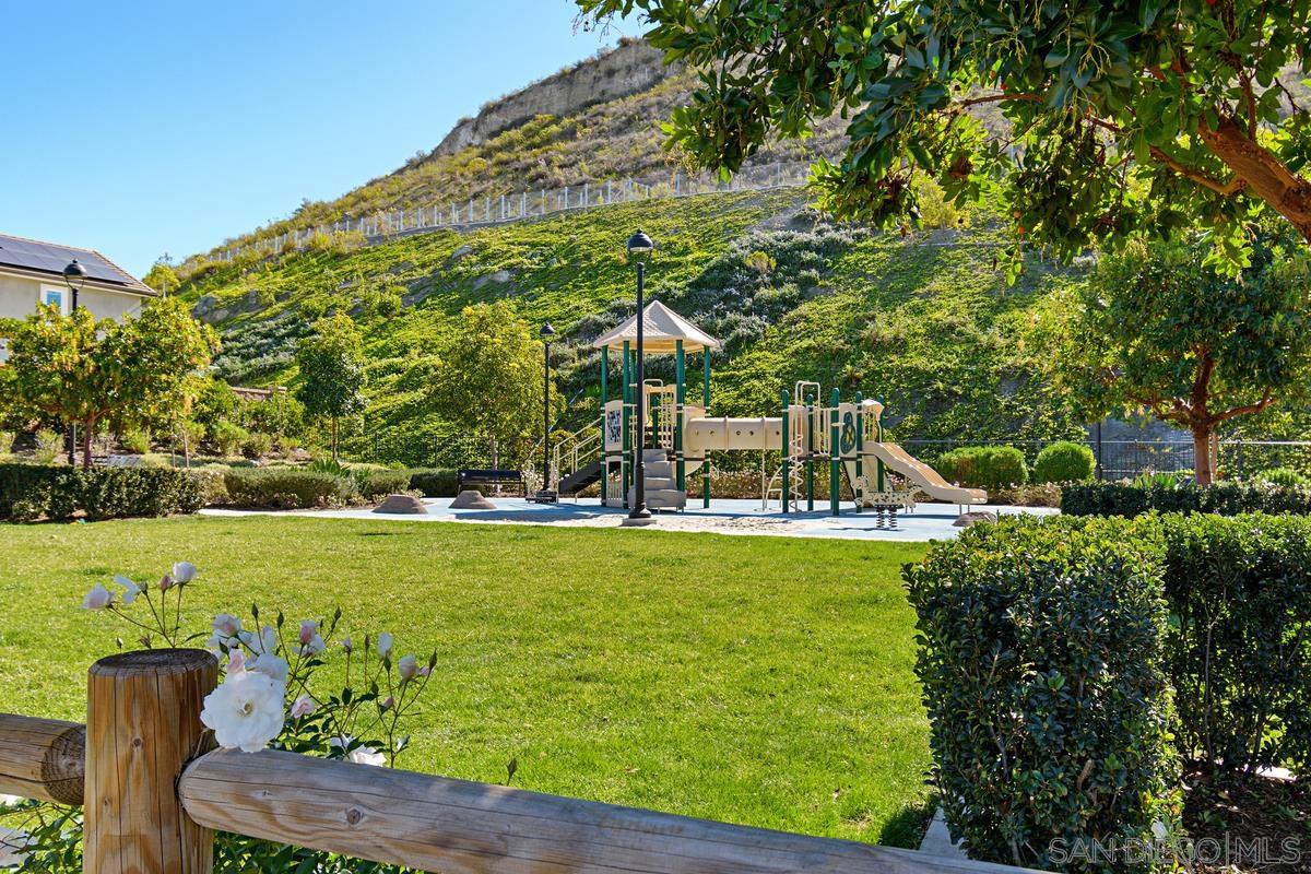 Detail Gallery Image 70 of 70 For 3035  Starry Night Drive, Escondido,  CA 92029 - 5 Beds | 4/1 Baths