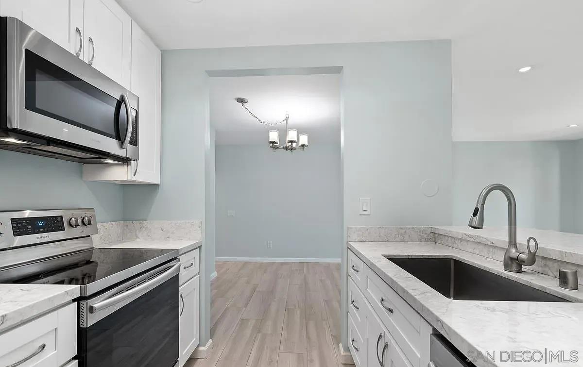 Detail Gallery Image 6 of 31 For 10669  San Diego Mission Rd  #203,  San Diego,  CA 92108 - 1 Beds | 1 Baths