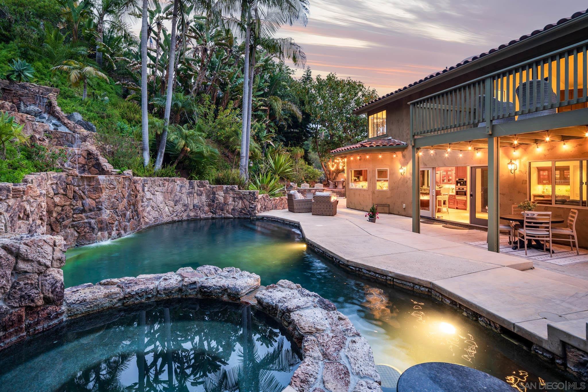 Front Image Thumbnail for SD250040494