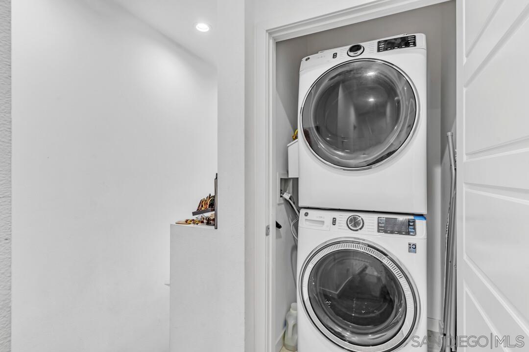 Detail Gallery Image 28 of 47 For 1842  Observation Way  #3,  Chula Vista,  CA 91915 - 3 Beds | 2/1 Baths