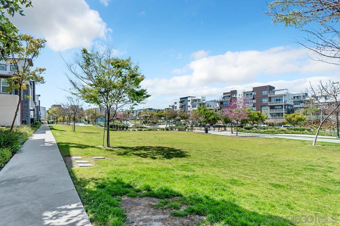 Detail Gallery Image 34 of 47 For 1842  Observation Way  #3,  Chula Vista,  CA 91915 - 3 Beds | 2/1 Baths