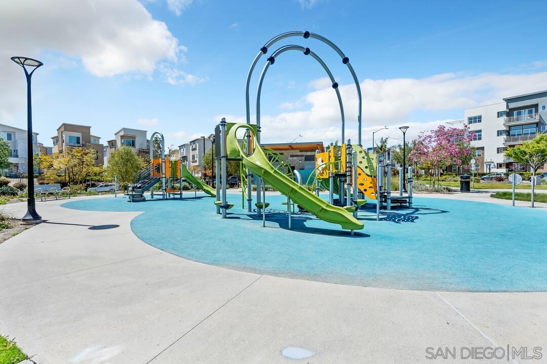 Detail Gallery Image 35 of 47 For 1842  Observation Way  #3,  Chula Vista,  CA 91915 - 3 Beds | 2/1 Baths