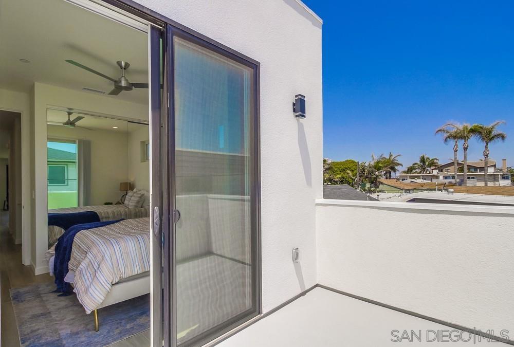 Detail Gallery Image 19 of 39 For 121  Date Ave, Imperial Beach,  CA 91932 - 3 Beds | 3 Baths