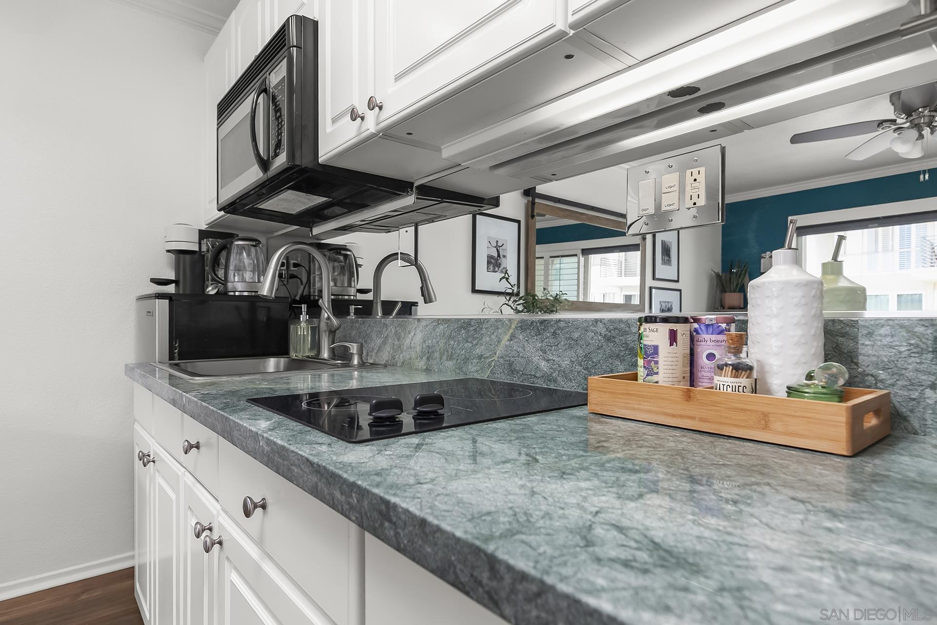 Detail Gallery Image 14 of 42 For 1021  Scott St  #225,  San Diego,  CA 92106 - 0 Beds | 1 Baths