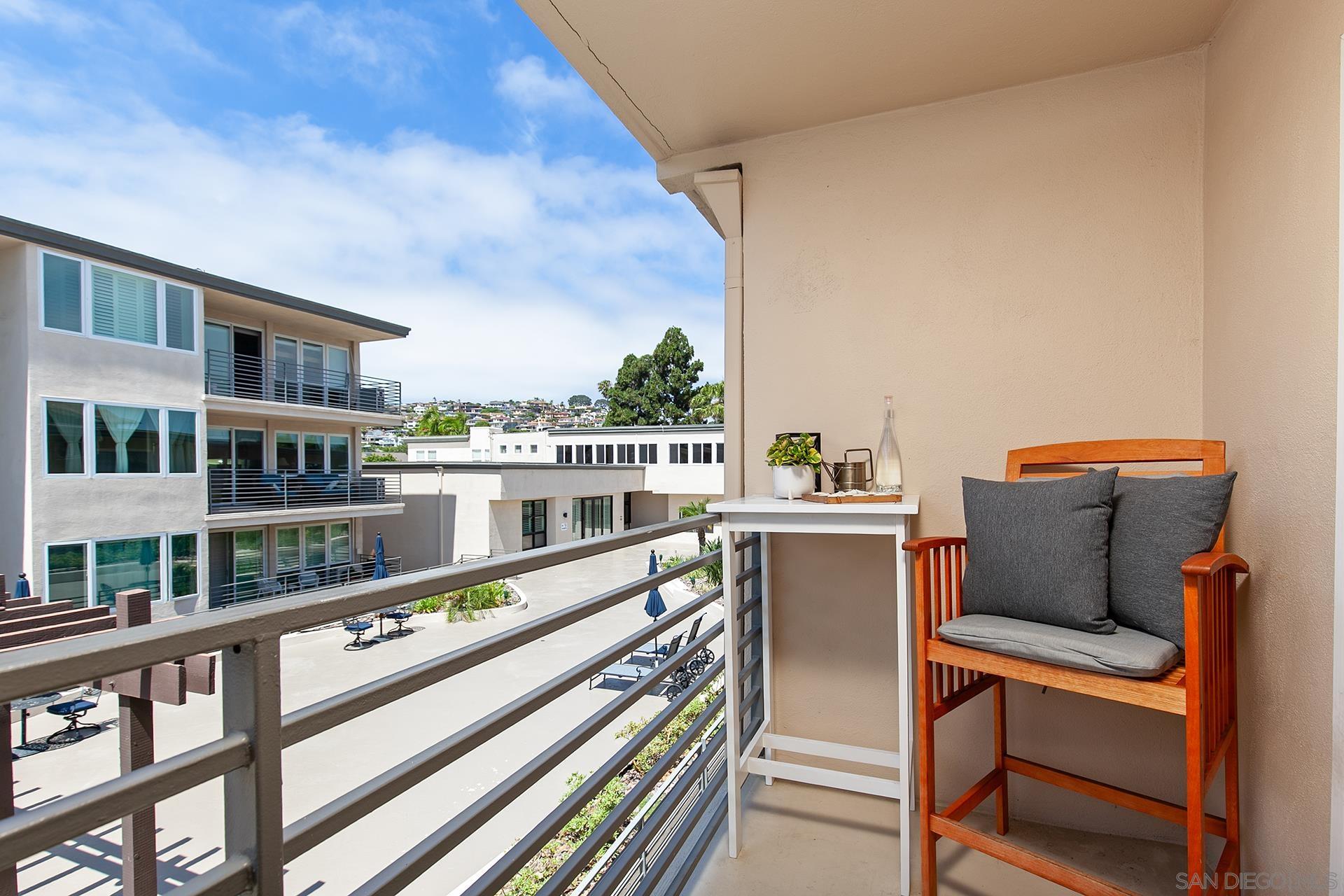 Detail Gallery Image 24 of 42 For 1021  Scott St  #225,  San Diego,  CA 92106 - 0 Beds | 1 Baths