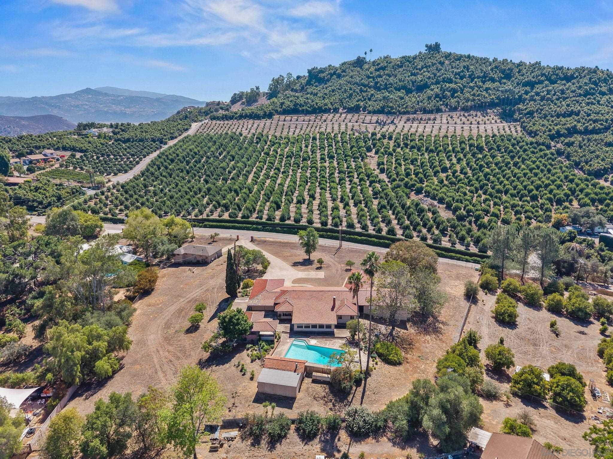 Front Image Thumbnail for SD250040580