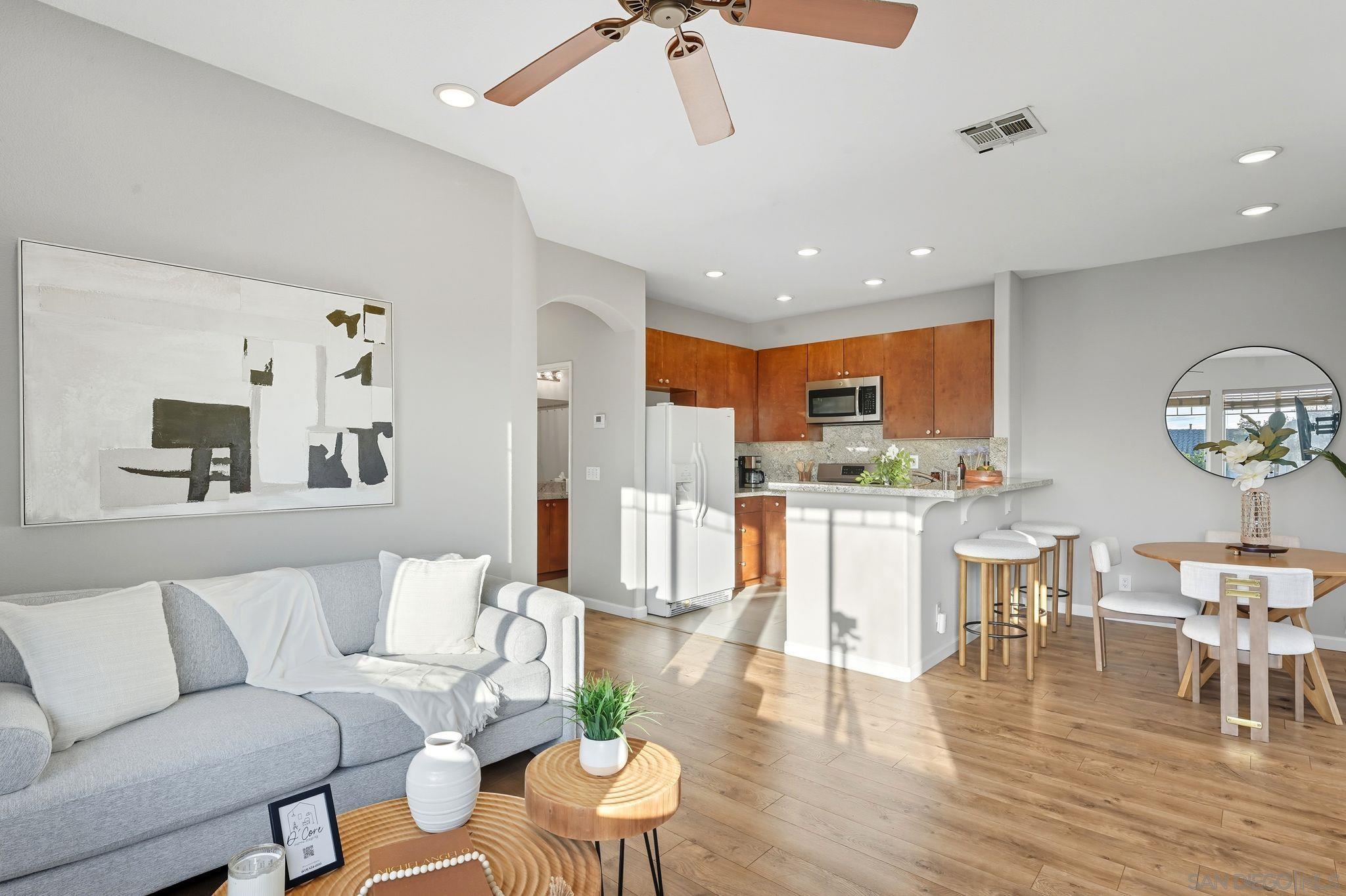 Front Image Thumbnail for SD250040602