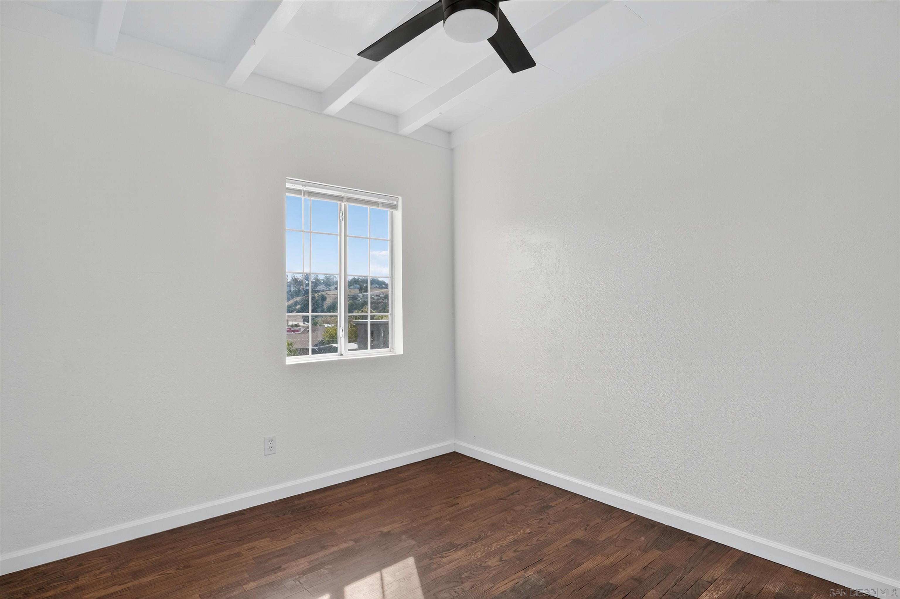 Detail Gallery Image 6 of 19 For 525  Pitta St, San Diego,  CA 92114 - 6 Beds | 2/1 Baths