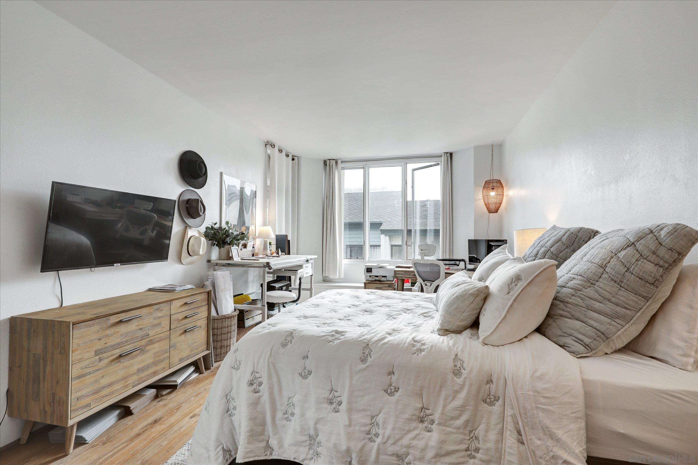 Detail Gallery Image 26 of 31 For 4018  Nobel Dr  #204,  San Diego,  CA 92122 - 2 Beds | 2 Baths