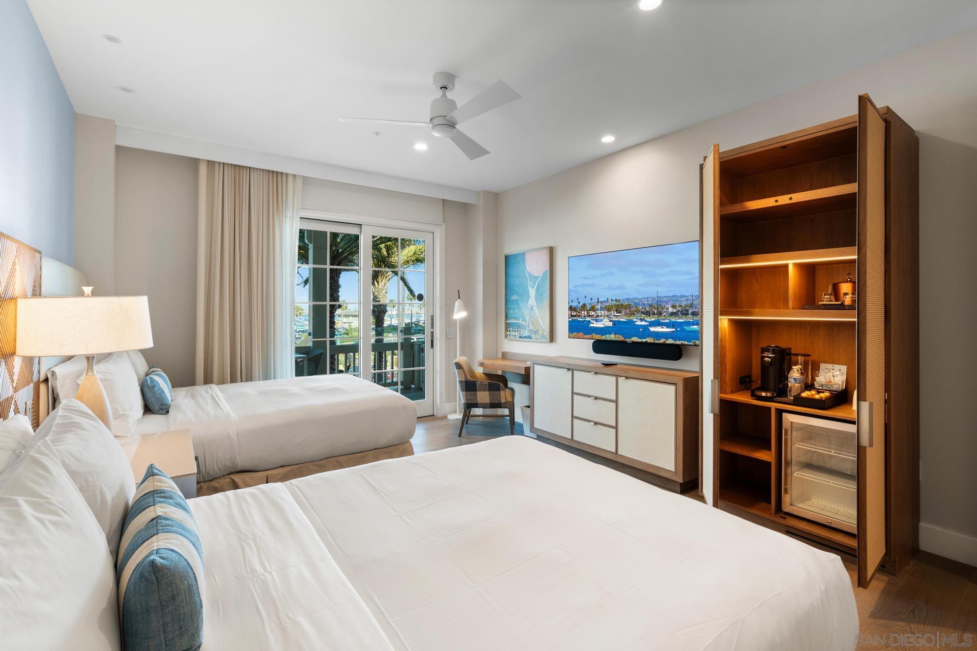 Detail Gallery Image 22 of 48 For 1500  Orange Avenue  #42,  Coronado,  CA 92118 - 2 Beds | 2 Baths