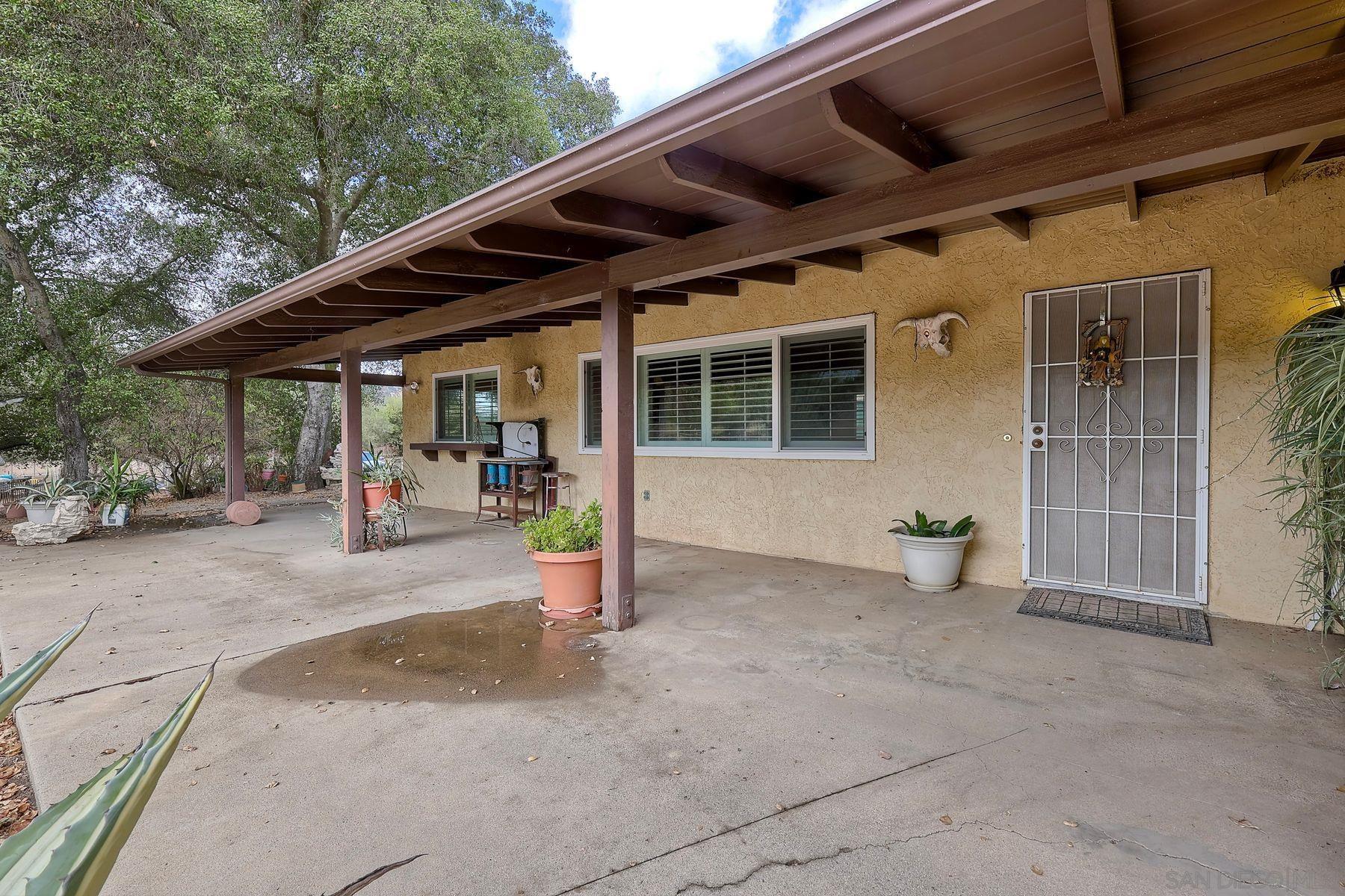 Detail Gallery Image 4 of 56 For 3910  Prairie Dr, Jamul,  CA 91935 - 3 Beds | 2/1 Baths