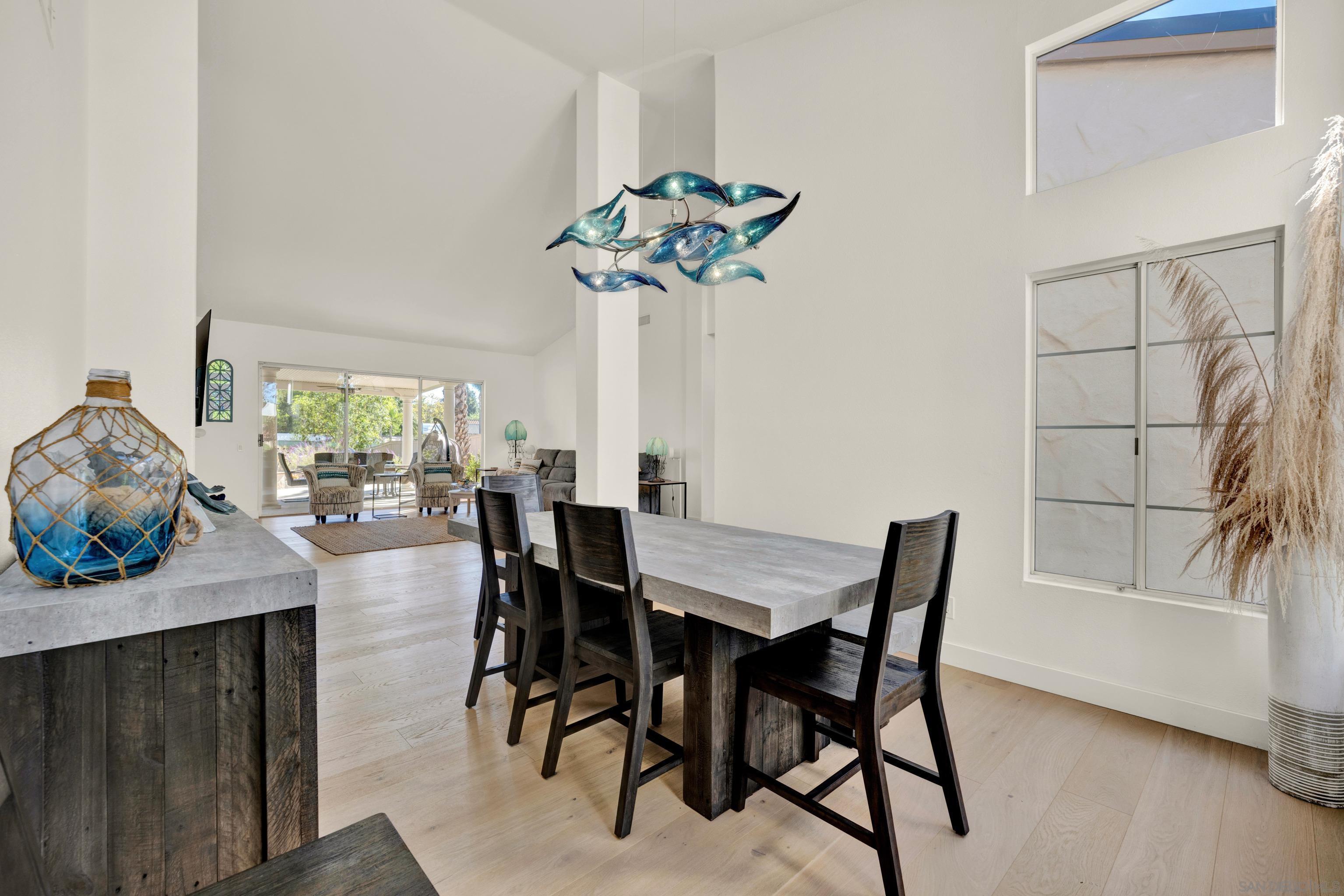 Detail Gallery Image 19 of 75 For 14265  Sandhill Rd, Poway,  CA 92064 - 6 Beds | 4 Baths