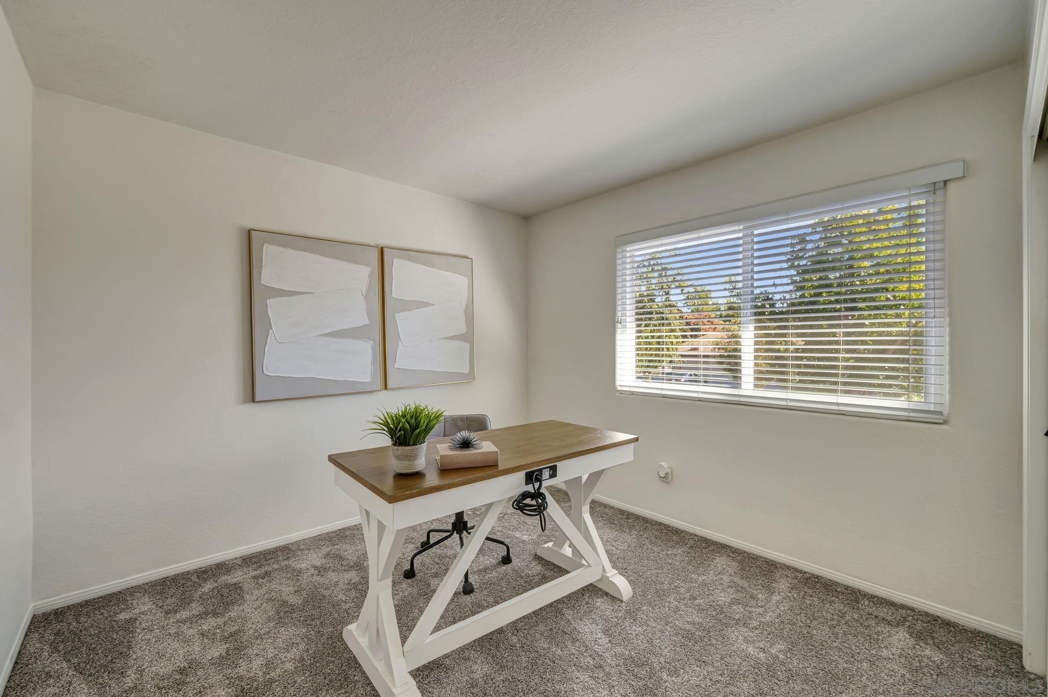 Detail Gallery Image 21 of 33 For 13403  Little Dawn Ln, Poway,  CA 92064 - 4 Beds | 2/1 Baths