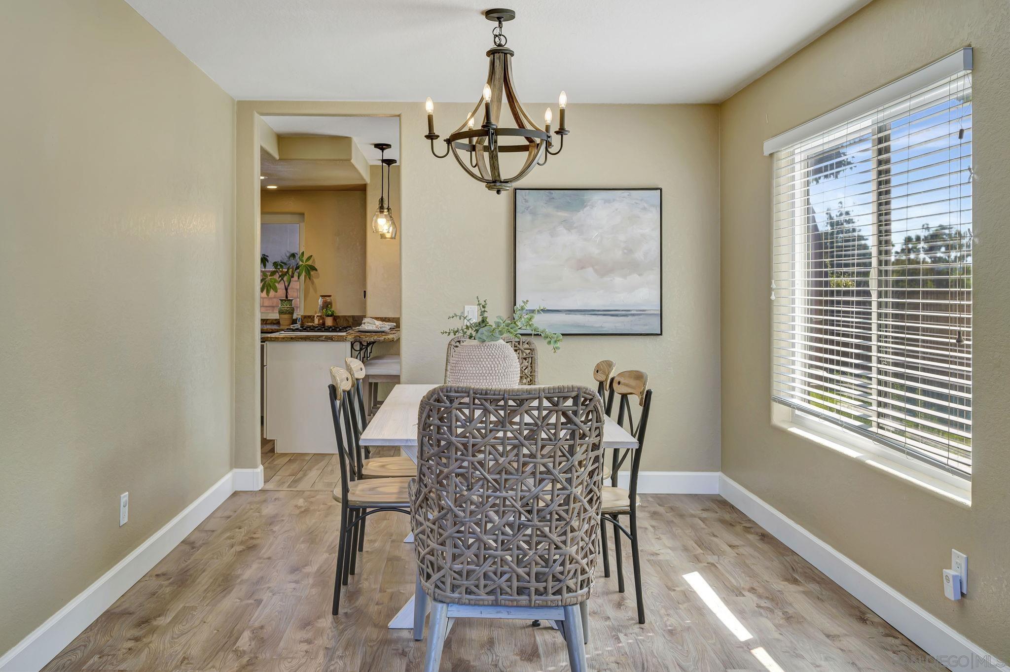 Detail Gallery Image 7 of 33 For 13403  Little Dawn Ln, Poway,  CA 92064 - 4 Beds | 2/1 Baths