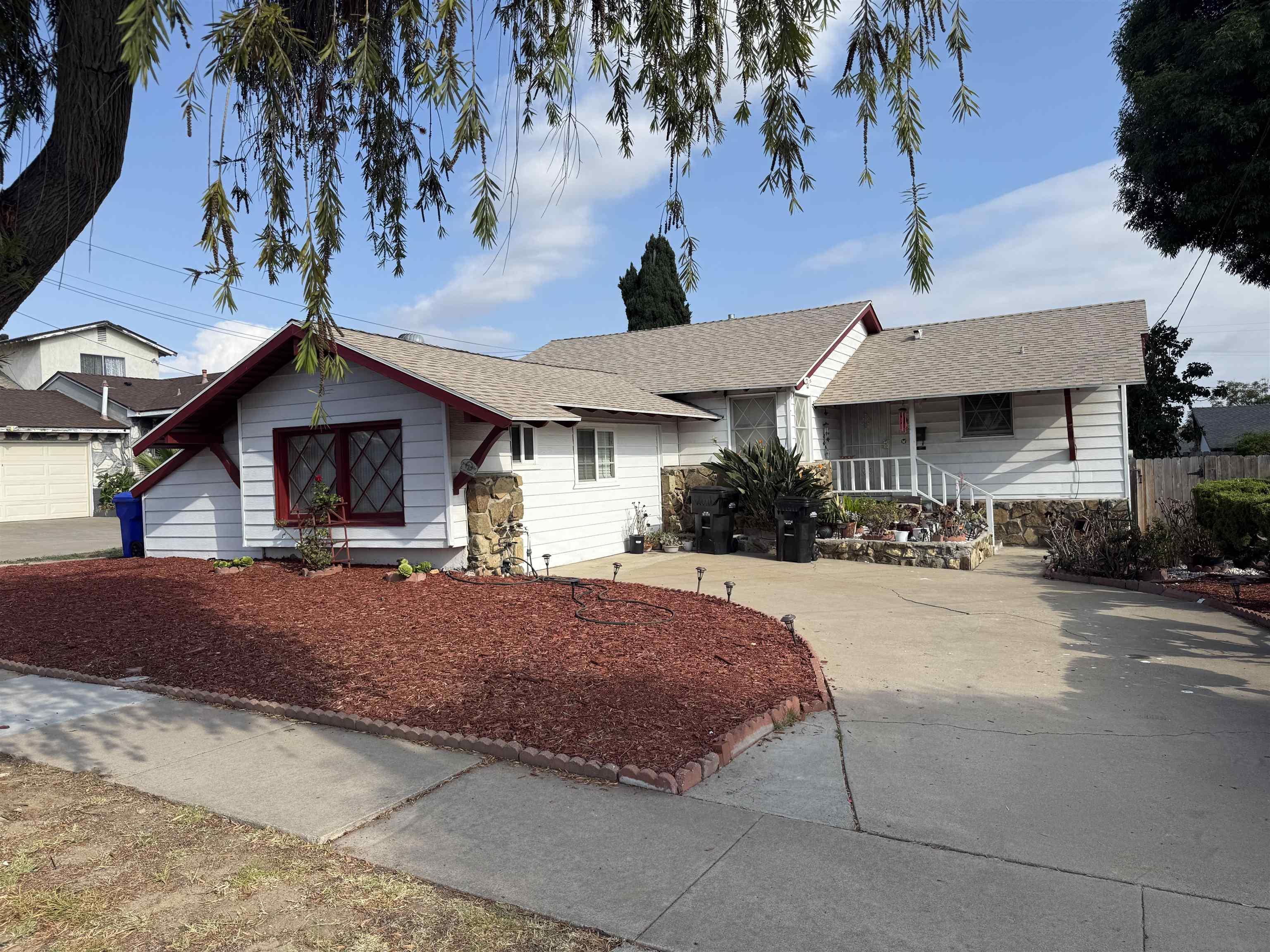 Front Image Thumbnail for SD250040658