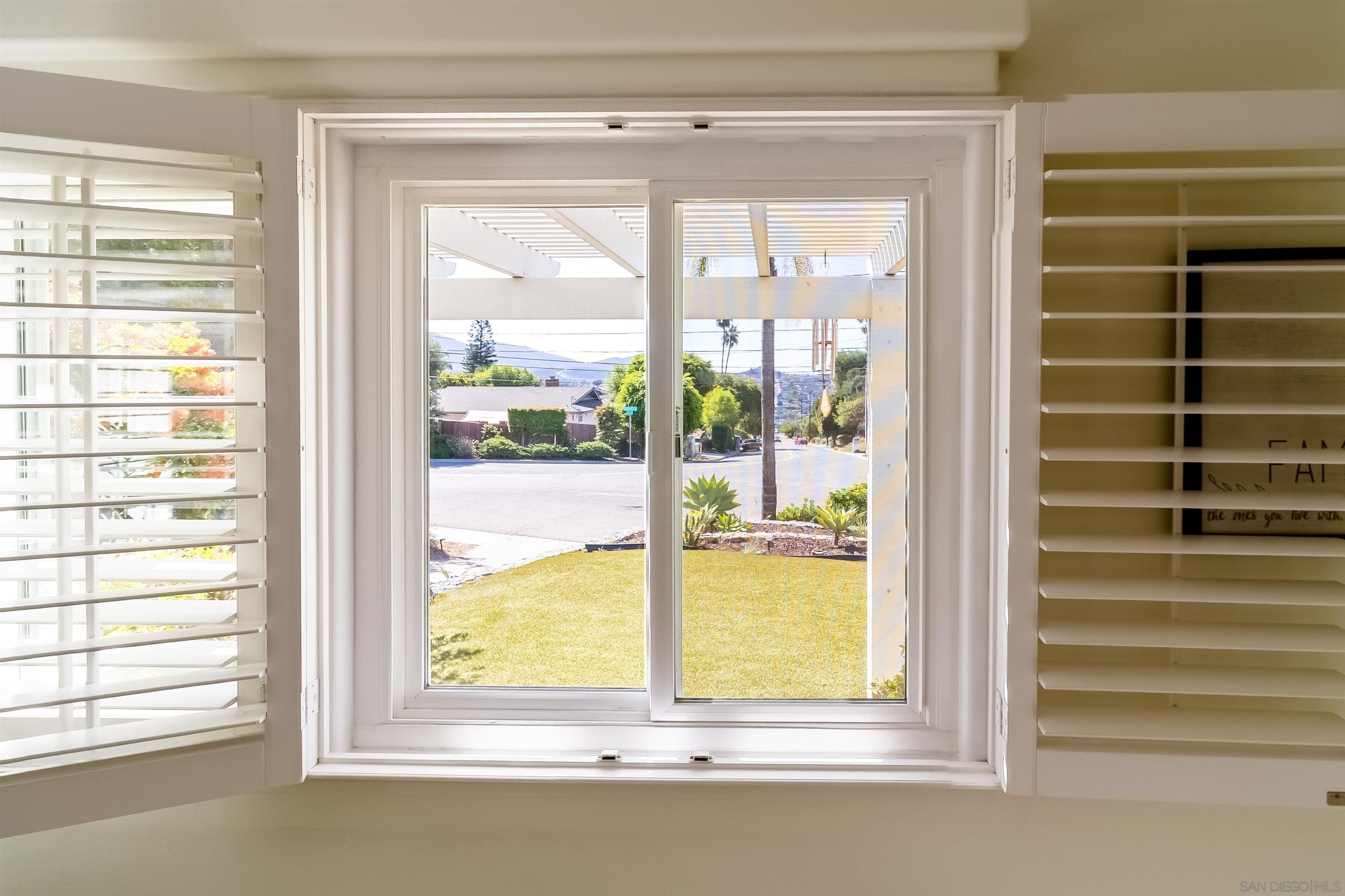 Detail Gallery Image 7 of 35 For 10028  Resmar Pl, La Mesa,  CA 91941 - 3 Beds | 2 Baths