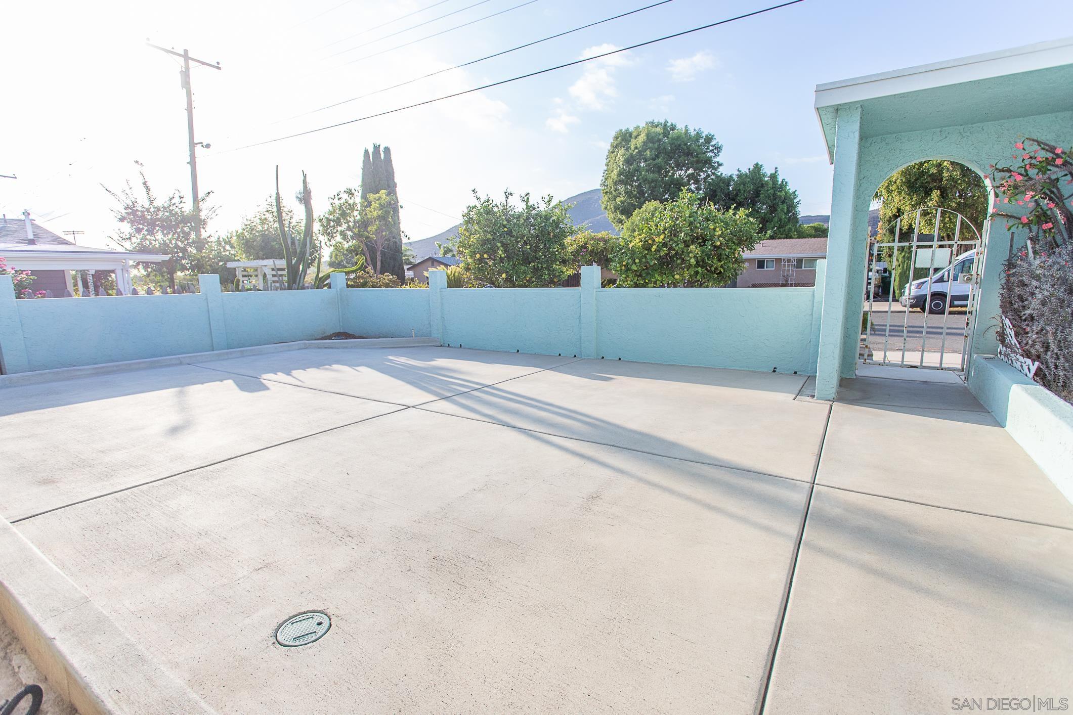 Detail Gallery Image 12 of 40 For 8419  Hudson Dr., San Diego,  CA 92119 - 3 Beds | 2 Baths