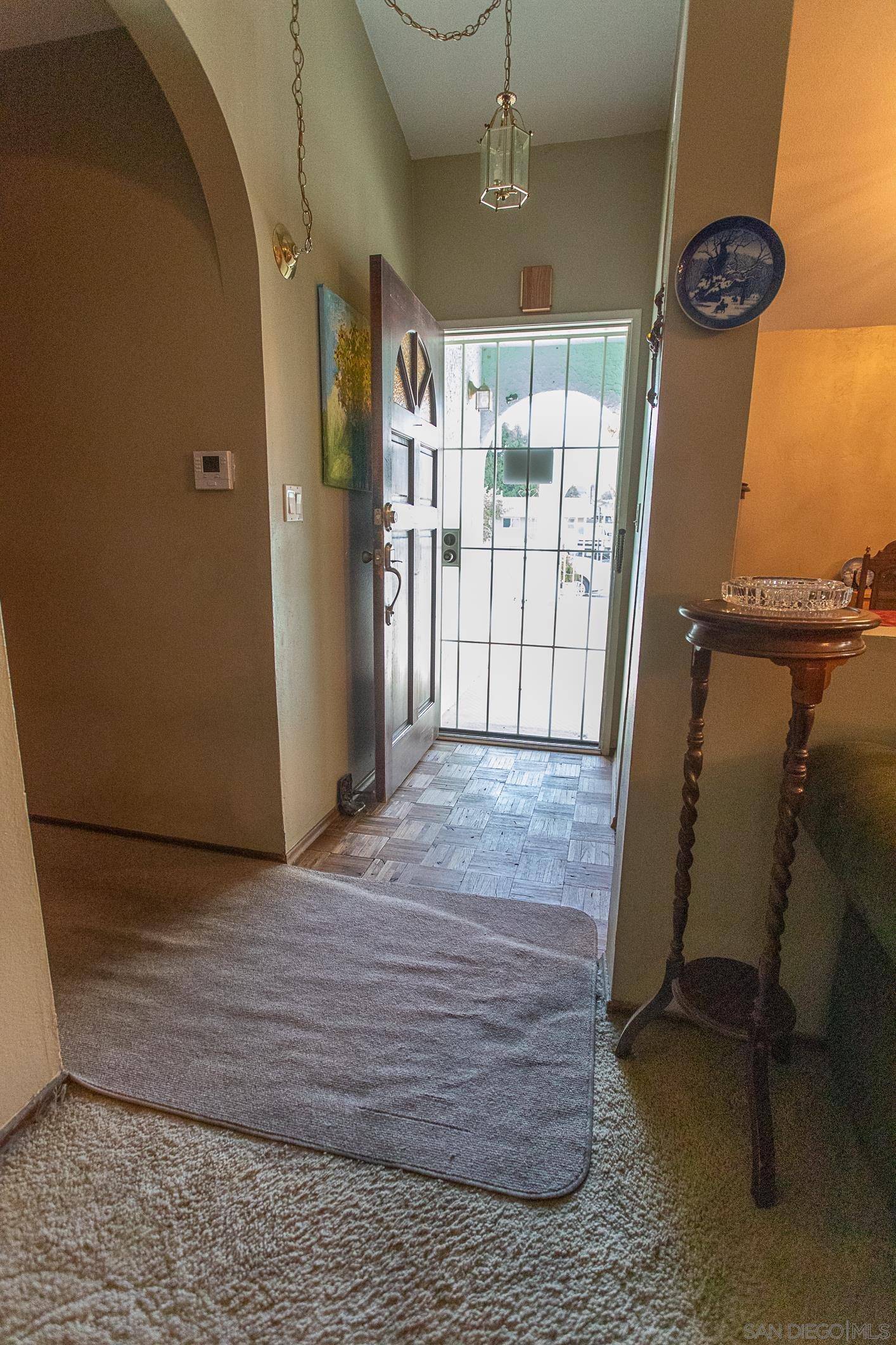 Detail Gallery Image 13 of 40 For 8419  Hudson Dr., San Diego,  CA 92119 - 3 Beds | 2 Baths