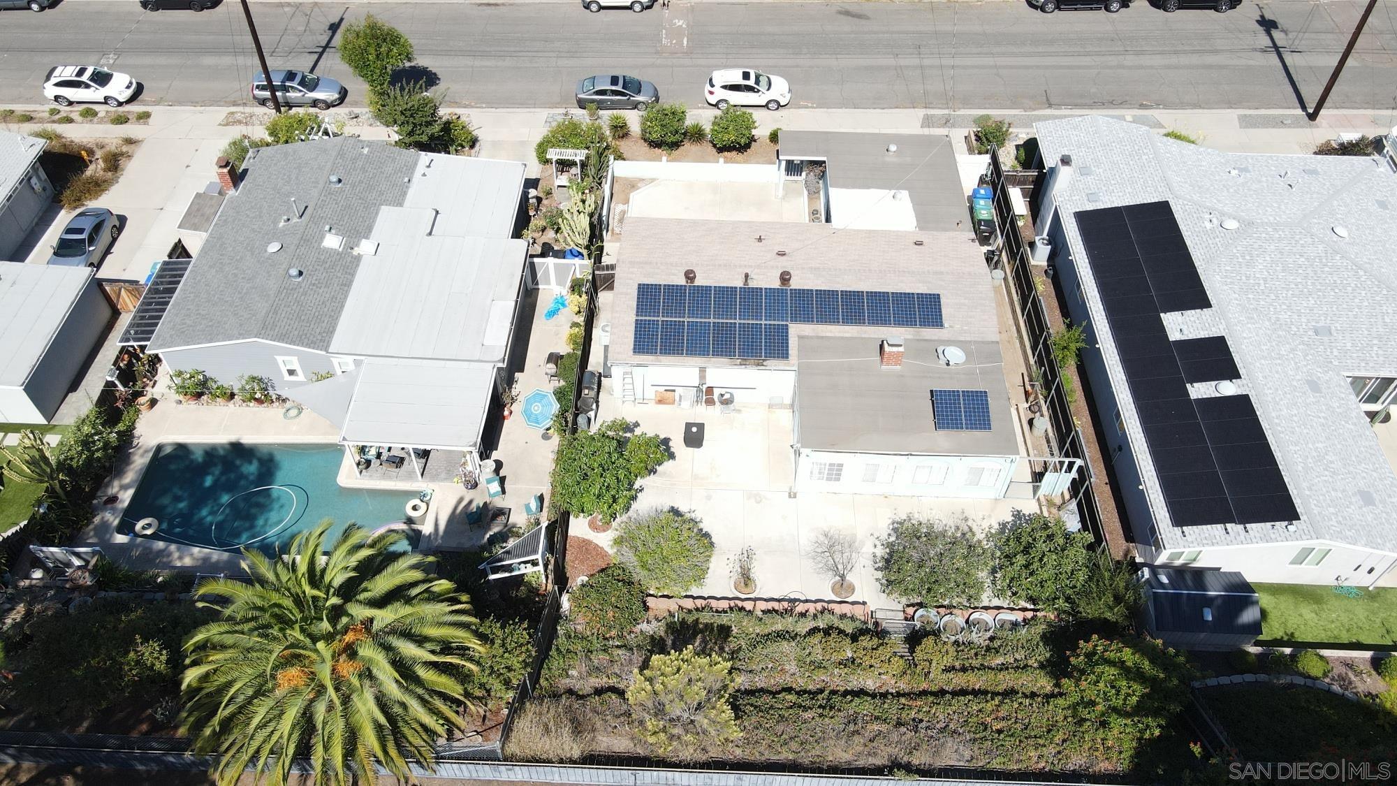 Detail Gallery Image 4 of 40 For 8419  Hudson Dr., San Diego,  CA 92119 - 3 Beds | 2 Baths