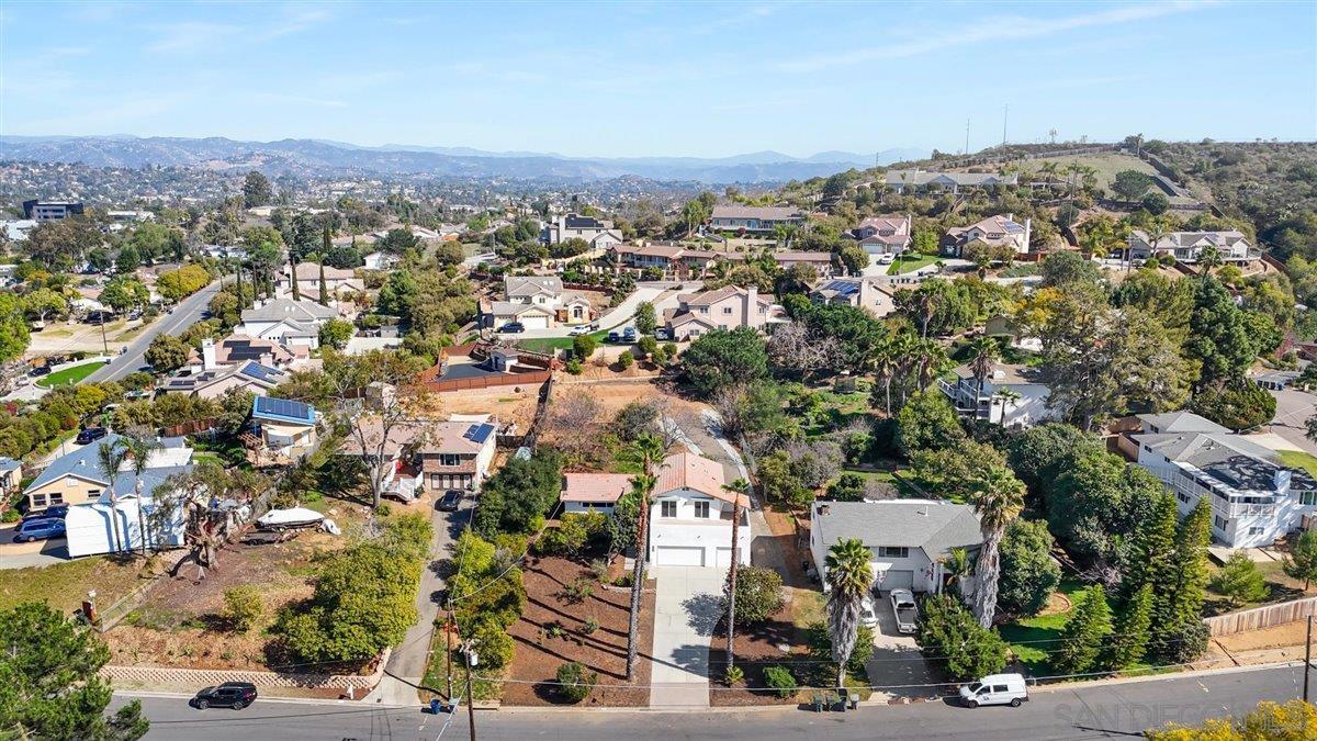 Detail Gallery Image 53 of 61 For 1756  Alhudson Dr, Escondido,  CA 92029 - 5 Beds | 3 Baths