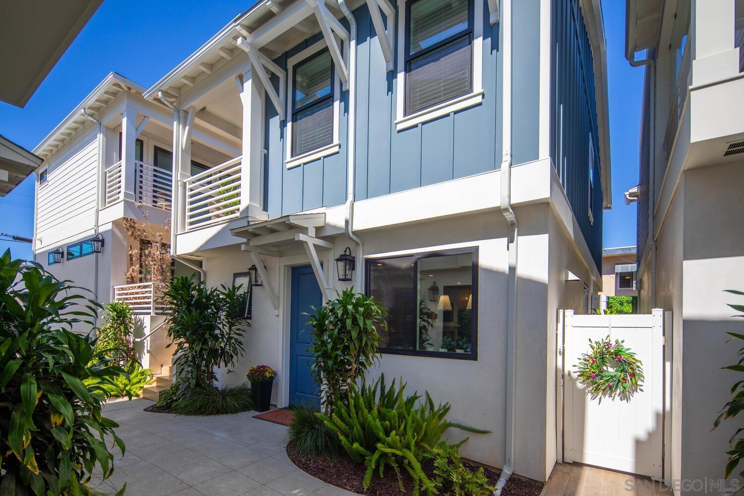 Detail Gallery Image 3 of 41 For 548  G Avenue, Coronado,  CA 92118 - 4 Beds | 3/1 Baths