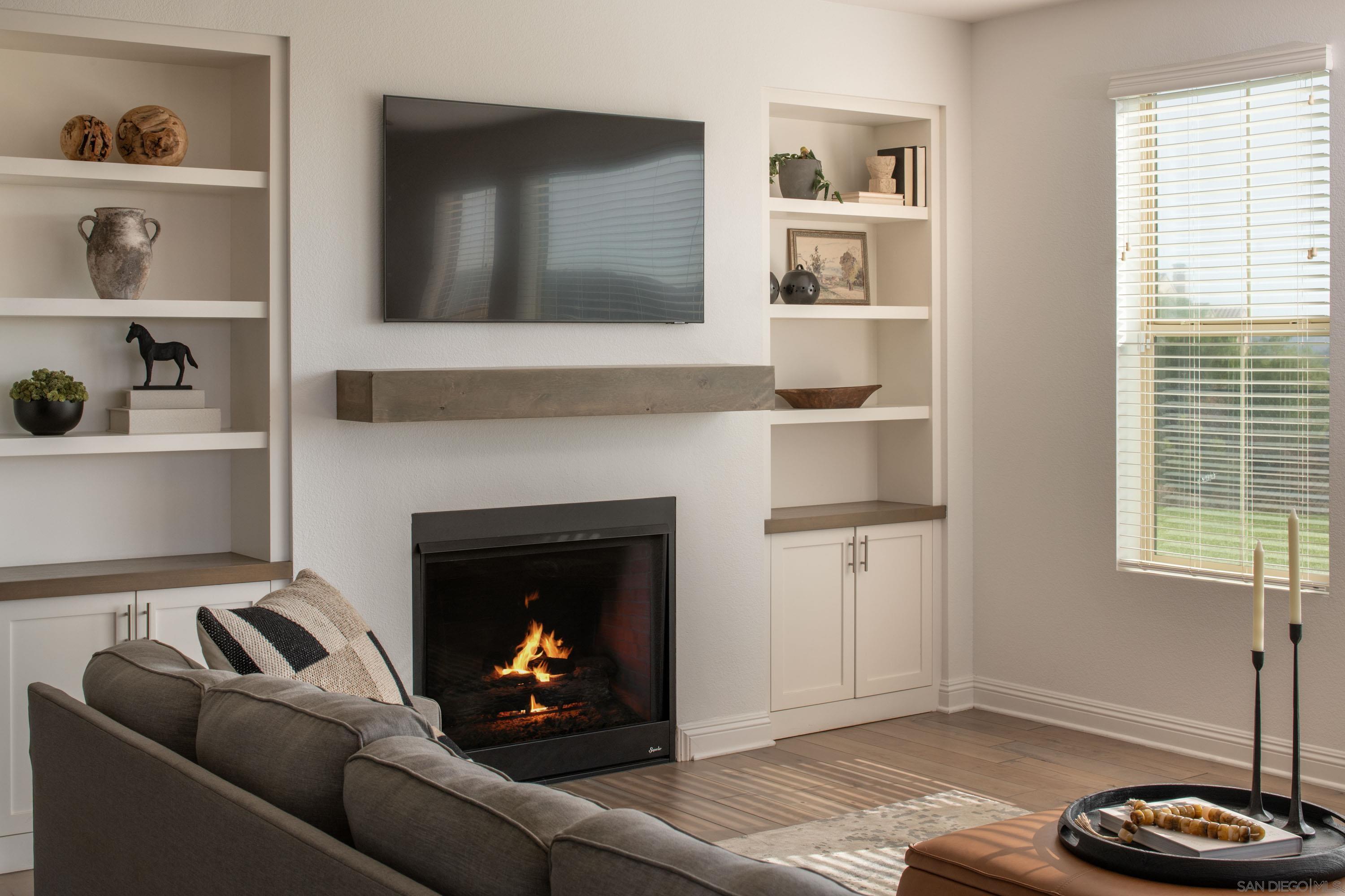 Detail Gallery Image 15 of 75 For 14546  Highcrest Ct, Poway,  CA 92064 - 6 Beds | 4/1 Baths