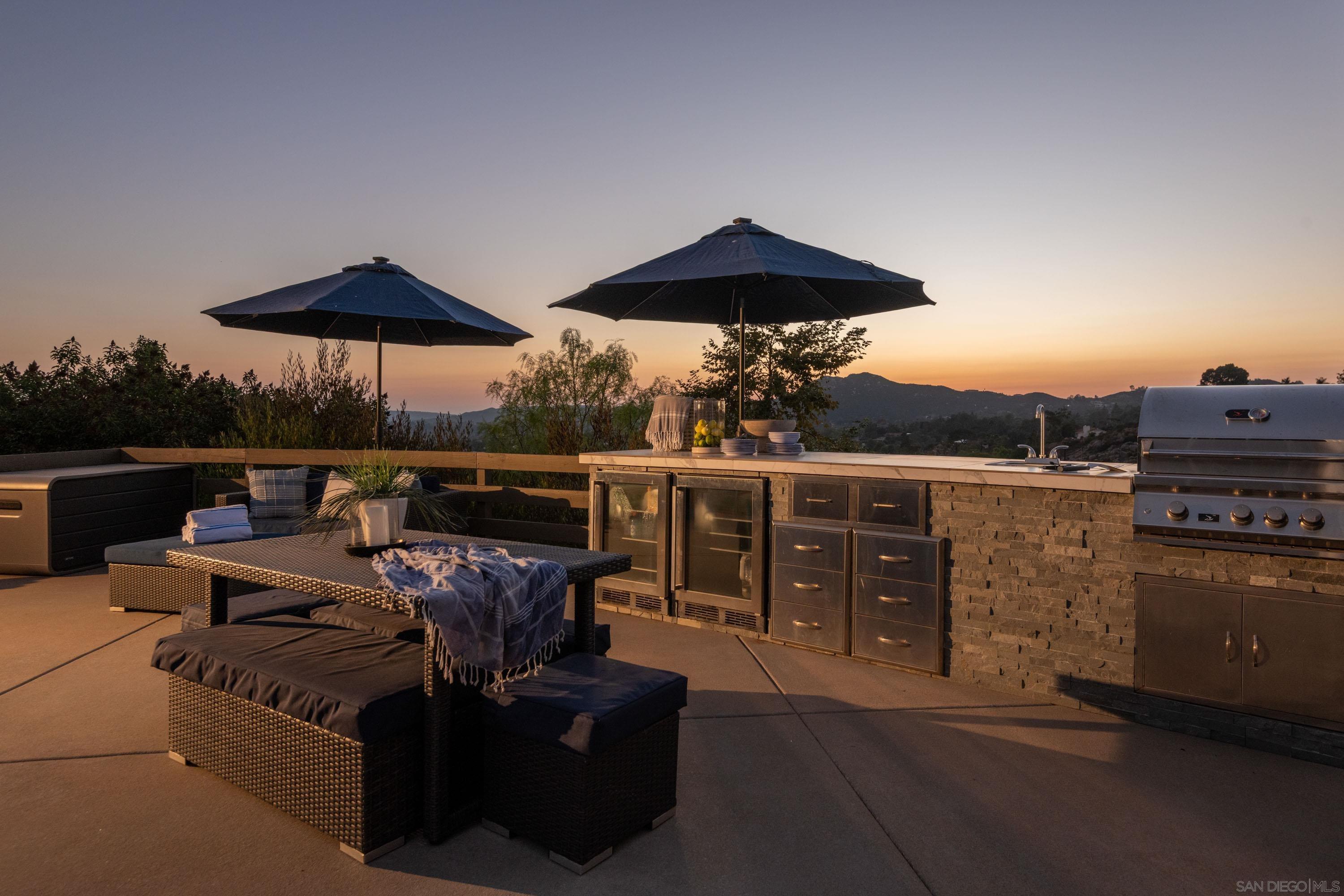 Detail Gallery Image 69 of 75 For 14546  Highcrest Ct, Poway,  CA 92064 - 6 Beds | 4/1 Baths