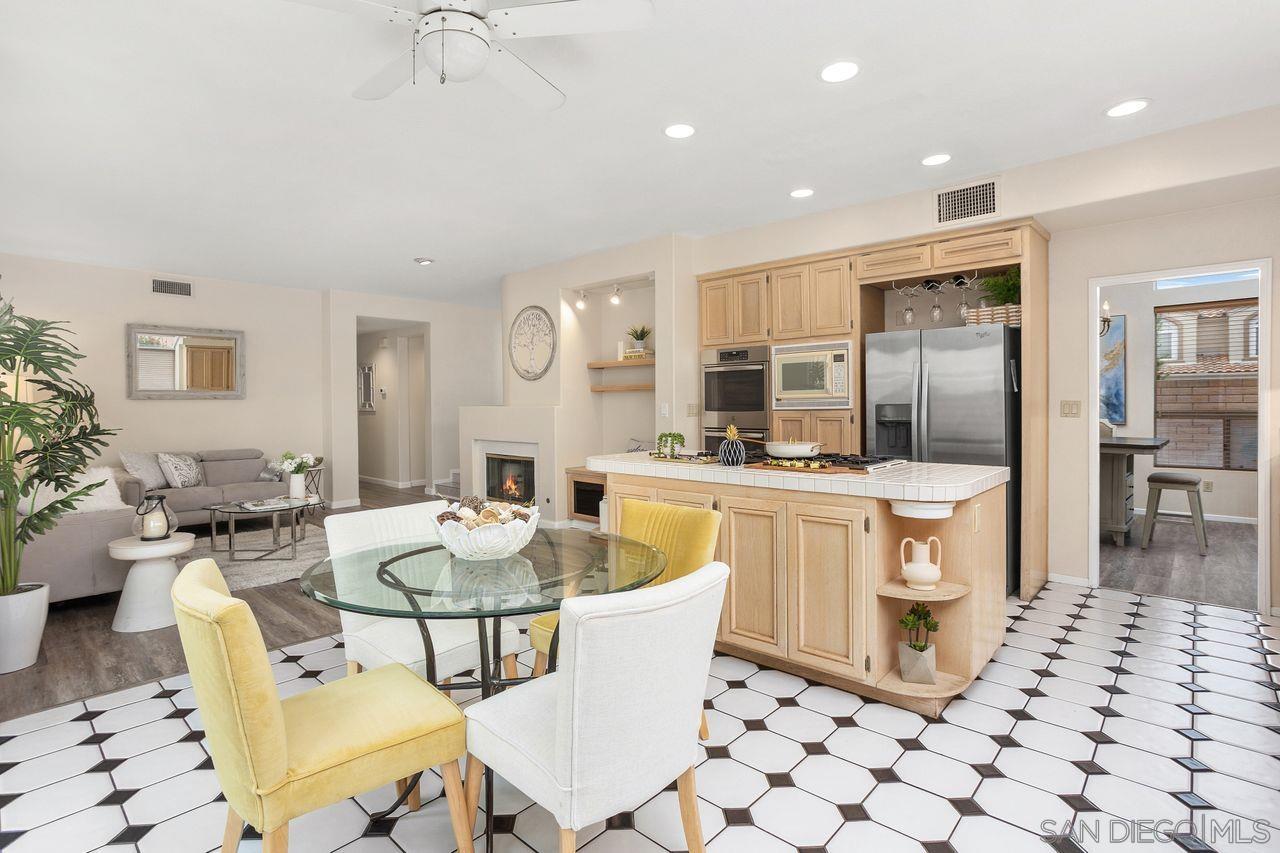 Detail Gallery Image 19 of 42 For 12485  Picrus St, San Diego,  CA 92129 - 4 Beds | 3 Baths