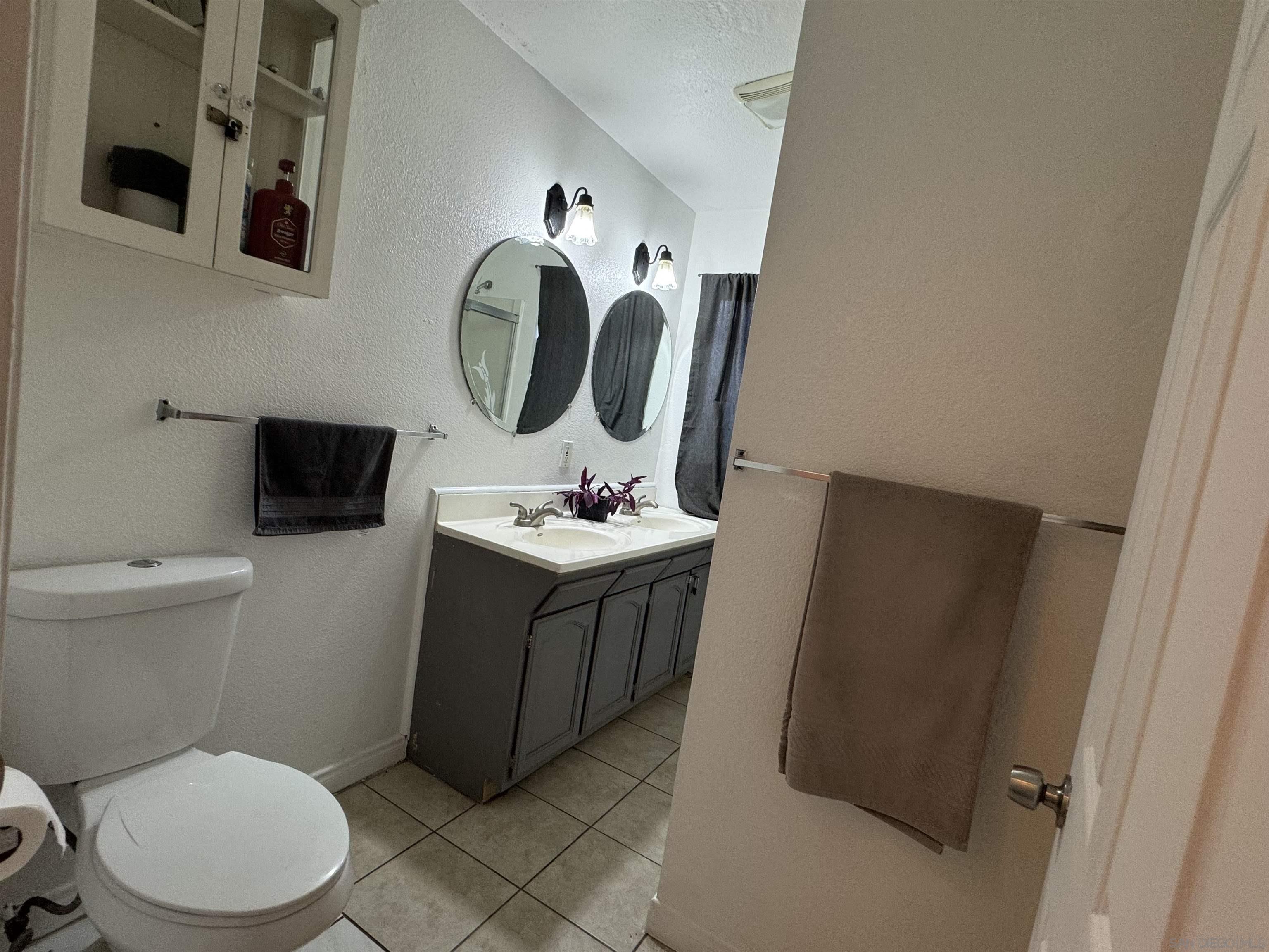 Detail Gallery Image 22 of 64 For 2607  Darwin Ave, Los Angeles,  CA 90031 - 7 Beds | 3 Baths