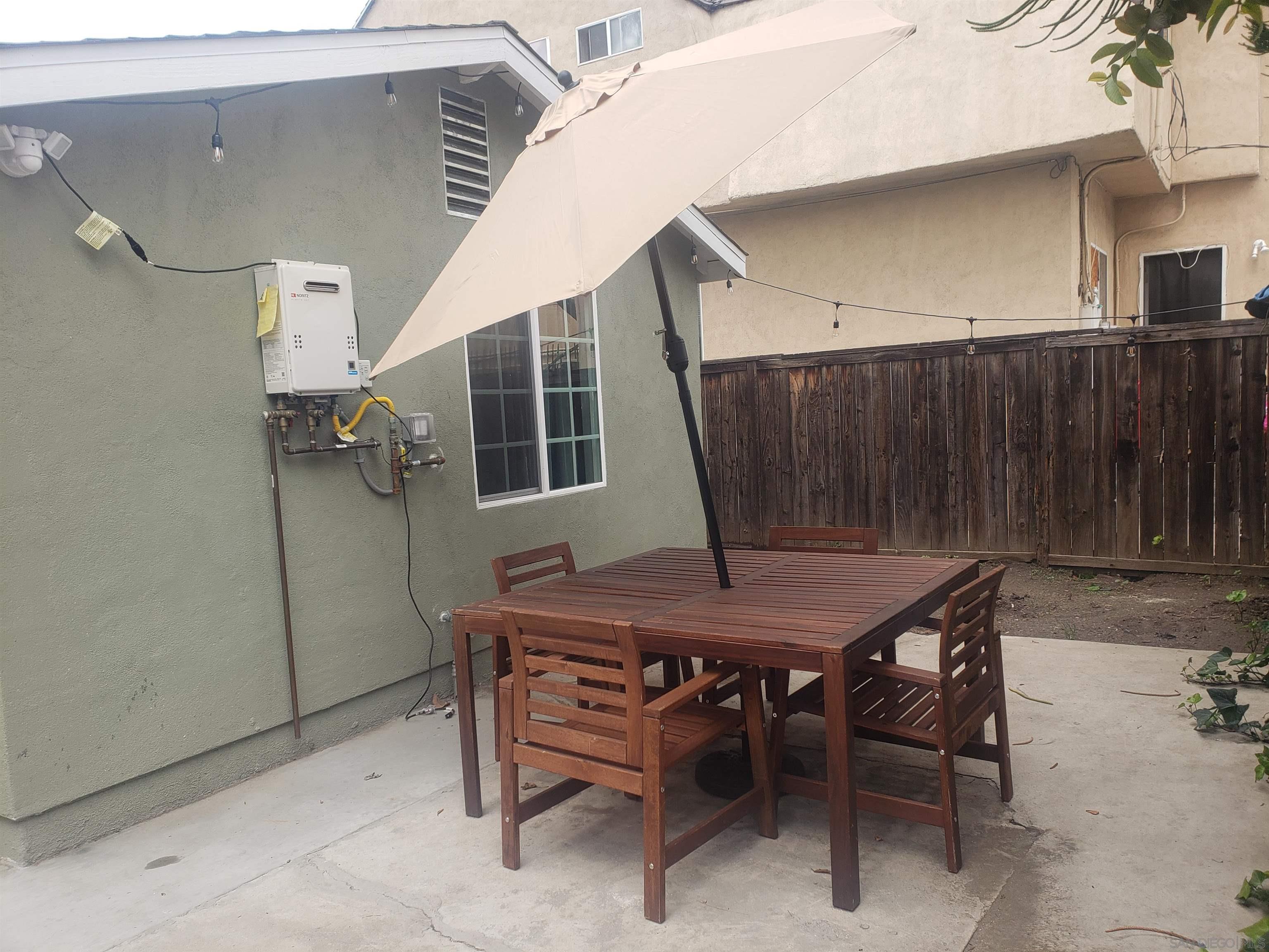 Detail Gallery Image 58 of 64 For 2607  Darwin Ave, Los Angeles,  CA 90031 - 7 Beds | 3 Baths