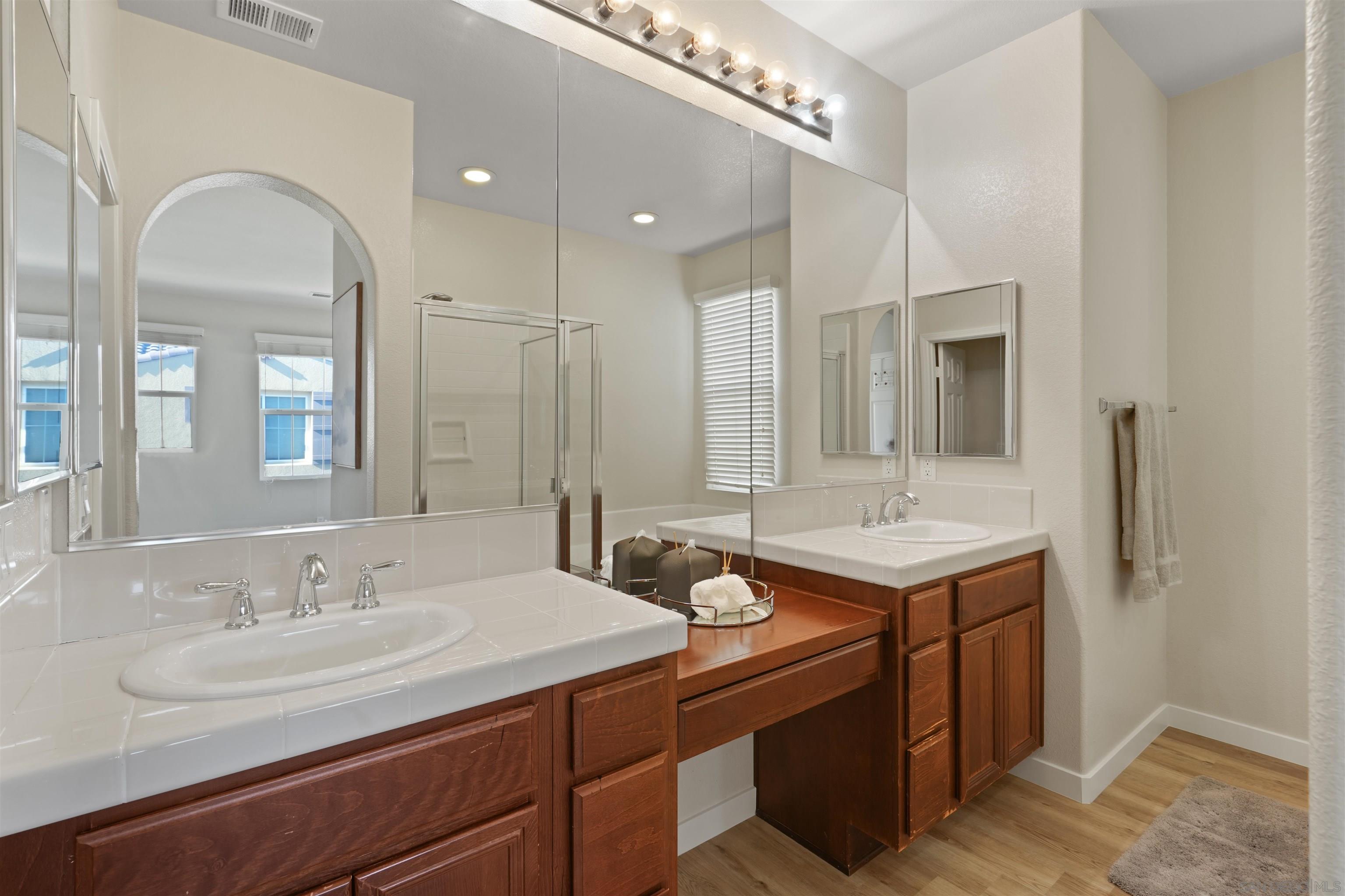 Detail Gallery Image 23 of 34 For 1445  Caminito Sicilia, Chula Vista,  CA 91915 - 4 Beds | 2/1 Baths