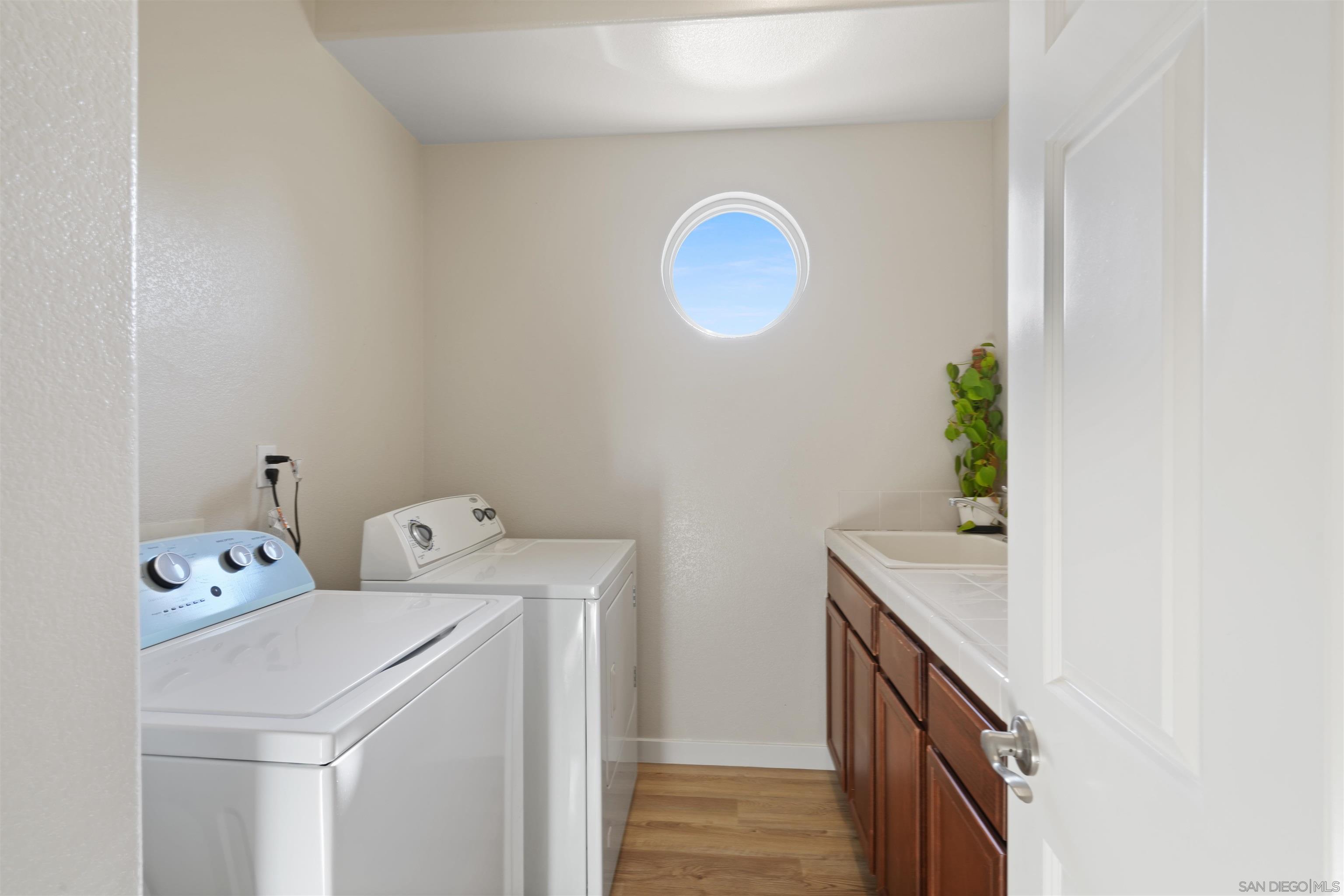 Detail Gallery Image 25 of 34 For 1445  Caminito Sicilia, Chula Vista,  CA 91915 - 4 Beds | 2/1 Baths