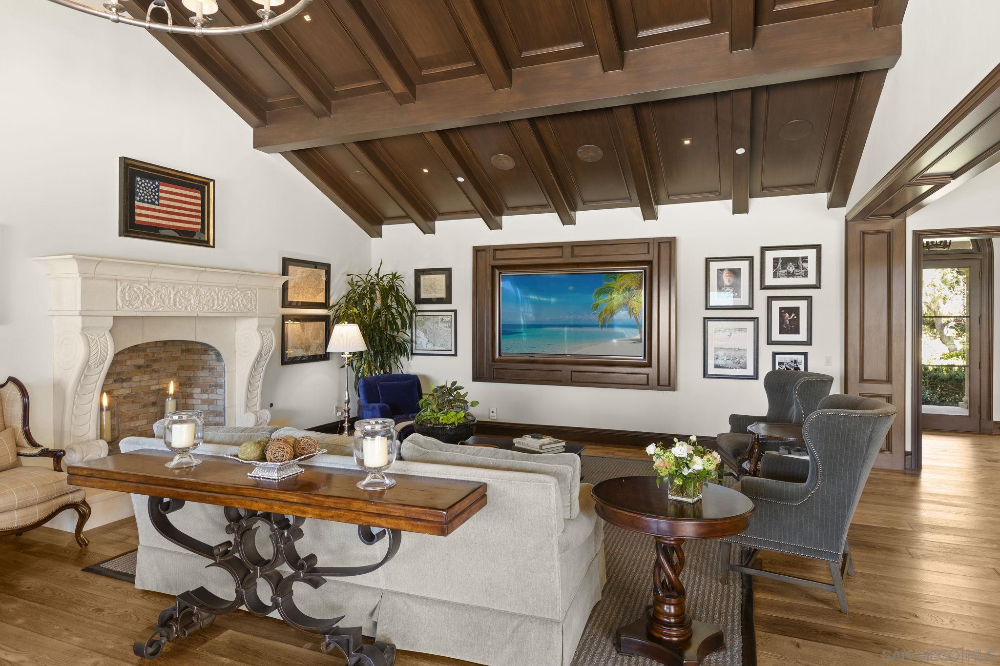 Detail Gallery Image 26 of 53 For 17872  via De Fortuna, Rancho Santa Fe,  CA 92067 - 5 Beds | 5/2 Baths