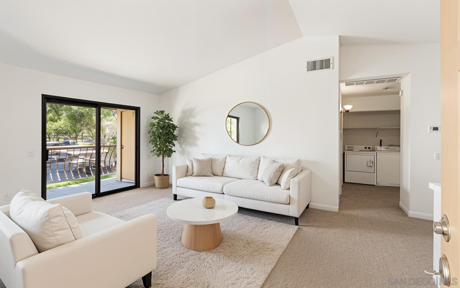 Front Image Thumbnail for SD250040760