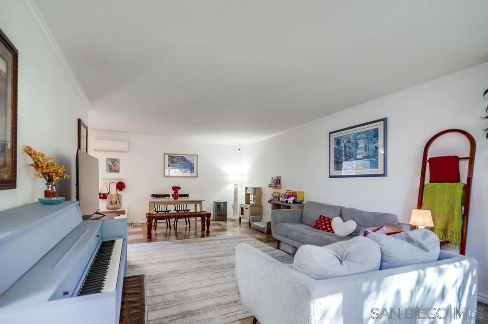 Detail Gallery Image 5 of 32 For 7830  Nightingale Way, San Diego,  CA 92123 - 2 Beds | 2/1 Baths