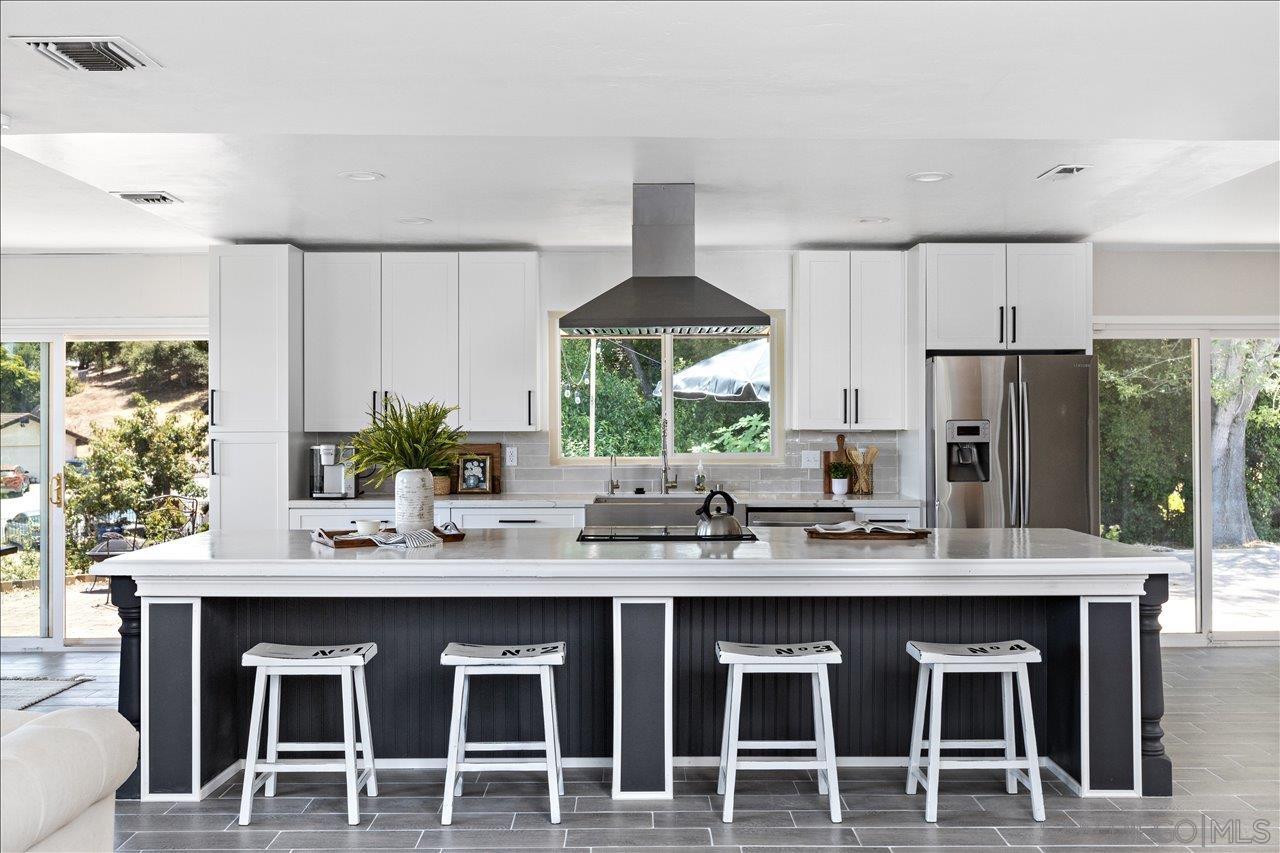 Detail Gallery Image 7 of 49 For 1109  via La Cuesta, Escondido,  CA 92029 - 4 Beds | 2 Baths