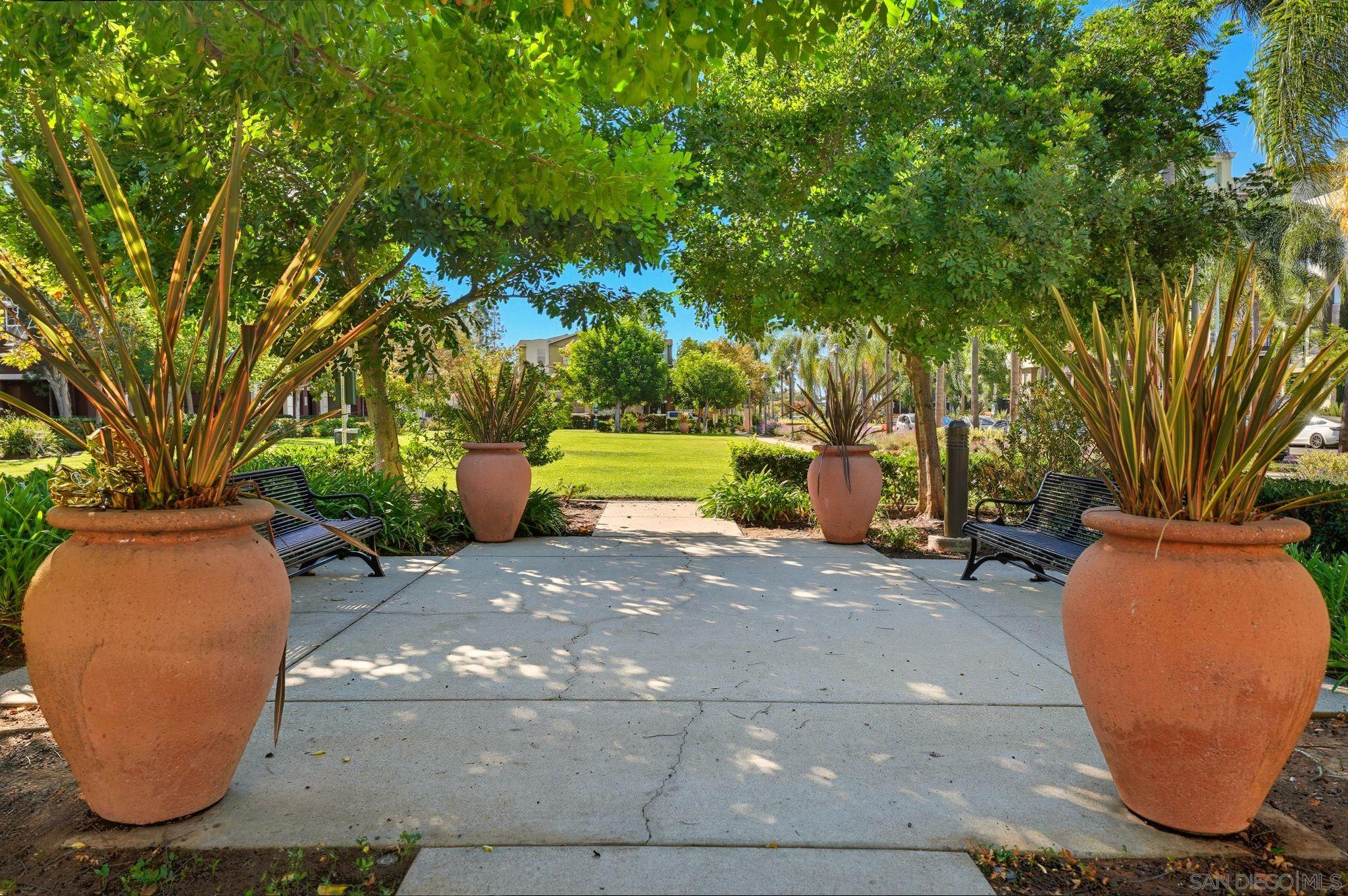 Detail Gallery Image 37 of 41 For 8783  Parkplace Ct, San Diego,  CA 92123 - 4 Beds | 3/1 Baths