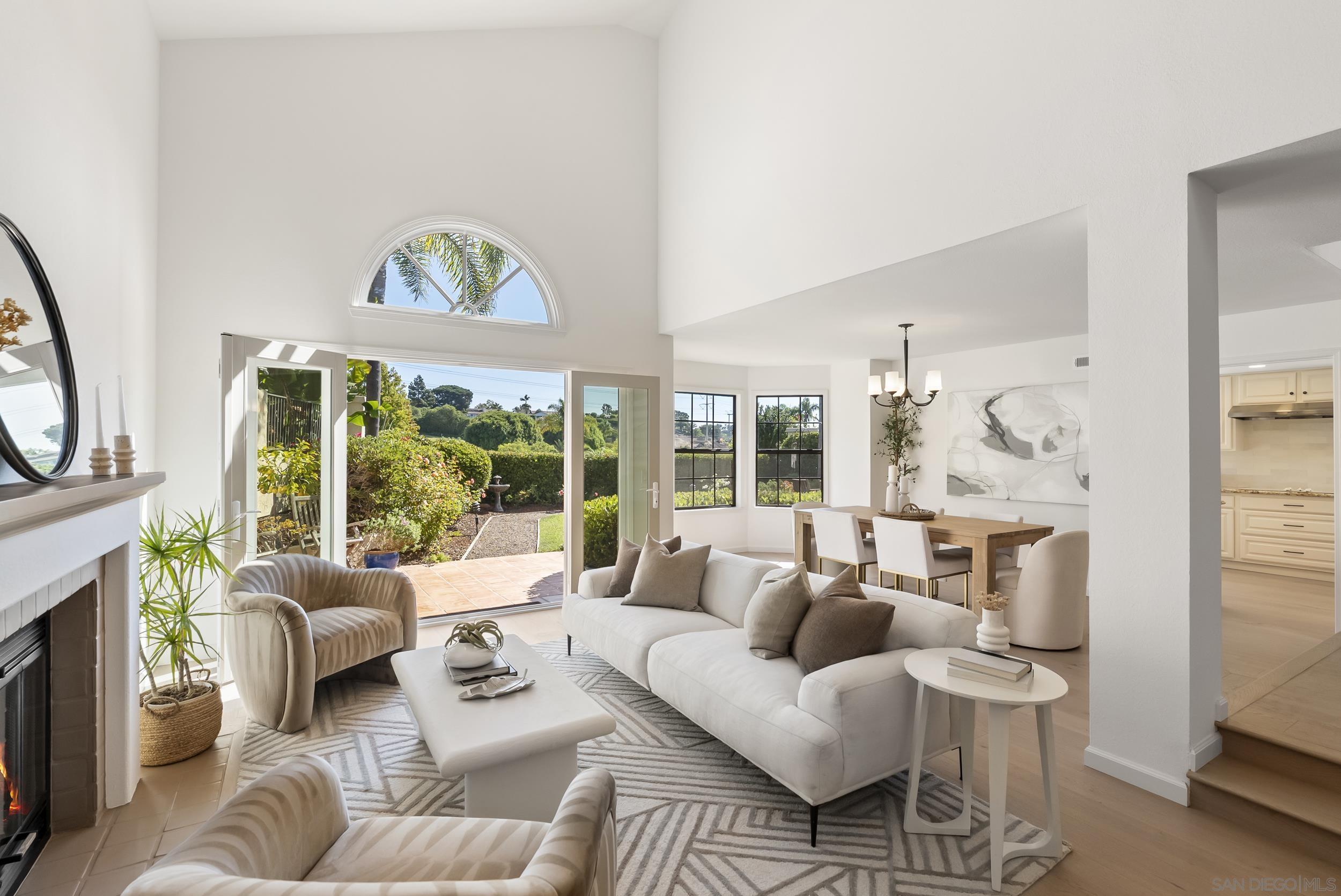 Detail Gallery Image 2 of 35 For 1240  Ladera Linda, Del Mar,  CA 92014 - 3 Beds | 2/1 Baths