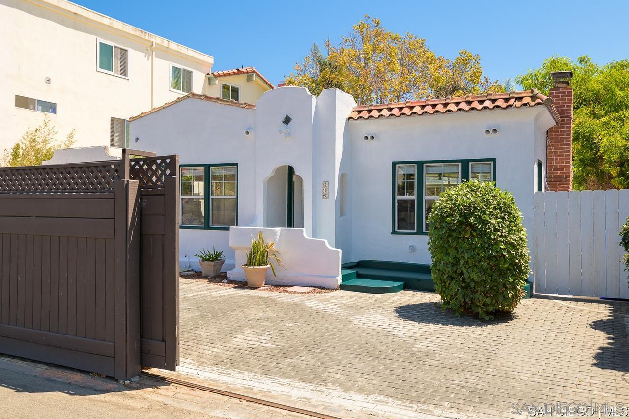 Detail Gallery Image 27 of 38 For Rosecrans St, San Diego,  CA 92106 - 2 Beds | 1 Baths