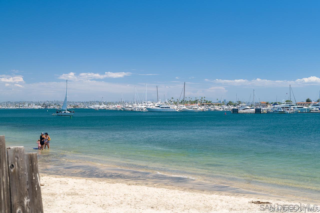 Detail Gallery Image 38 of 38 For Rosecrans St, San Diego,  CA 92106 - 2 Beds | 1 Baths