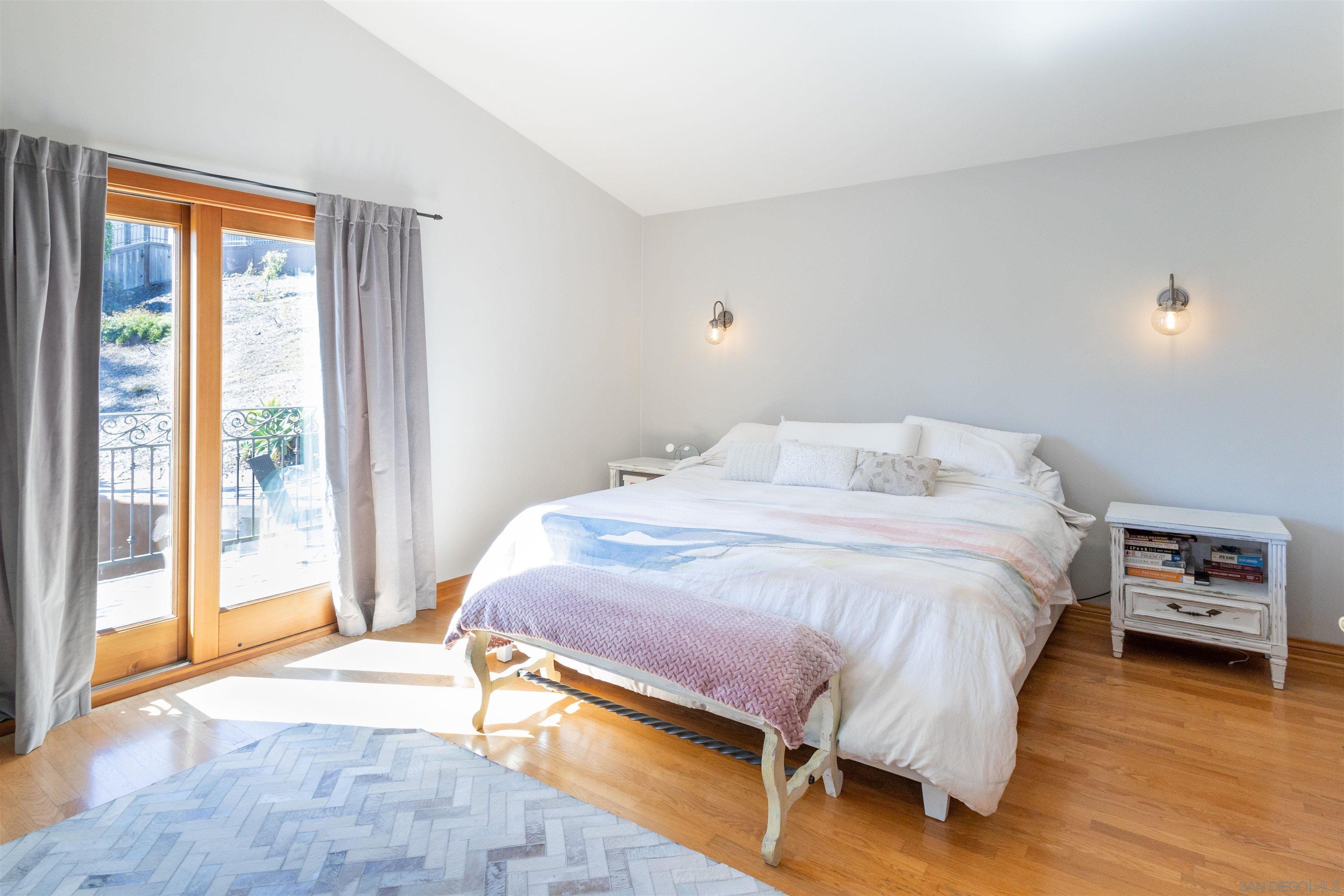 Detail Gallery Image 30 of 43 For 4375  Stanford Street, Carlsbad,  CA 92010 - 5 Beds | 3 Baths