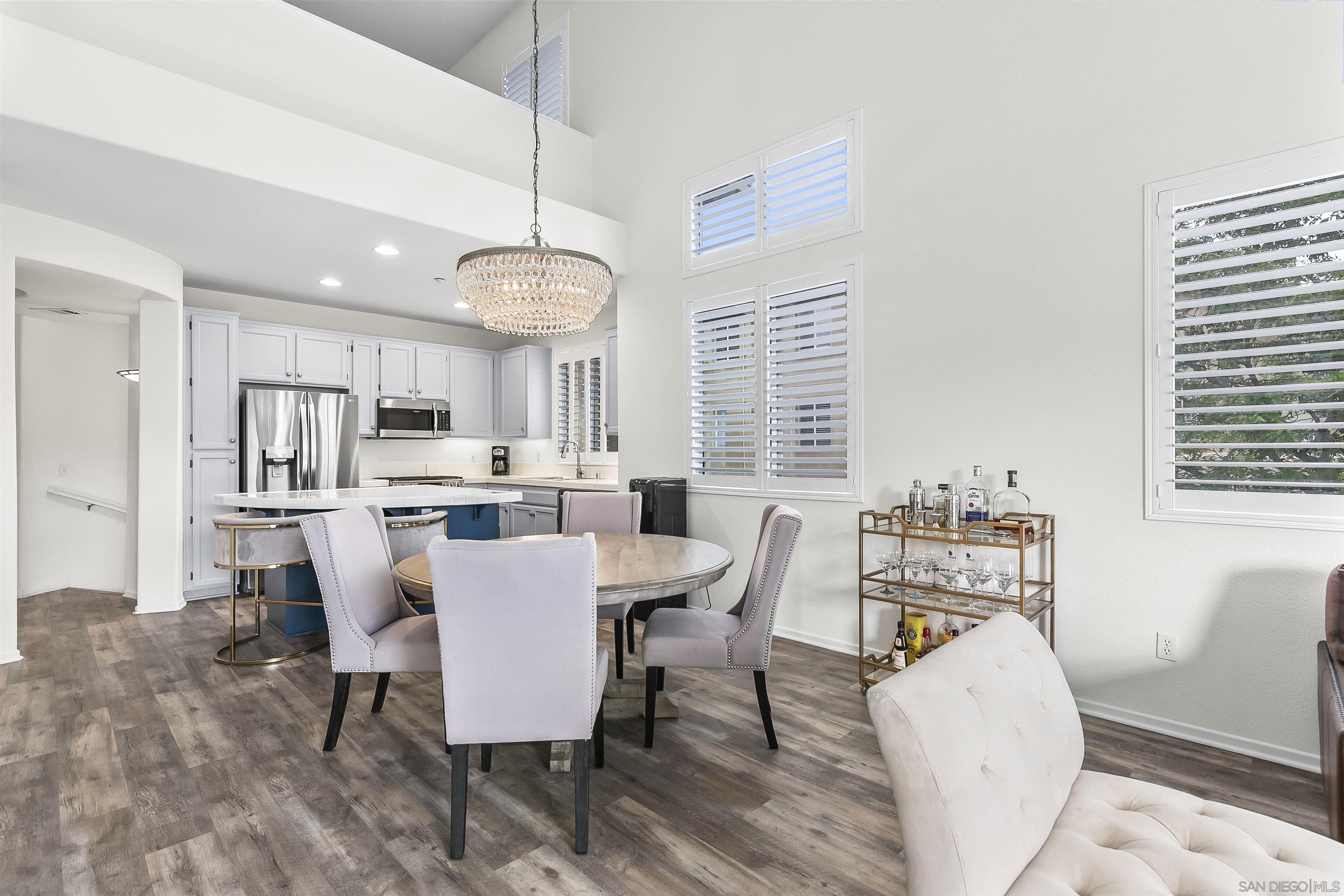 Detail Gallery Image 6 of 55 For 3177  Dehesa Road 14, El Cajon,  CA 92019 - 3 Beds | 2/1 Baths