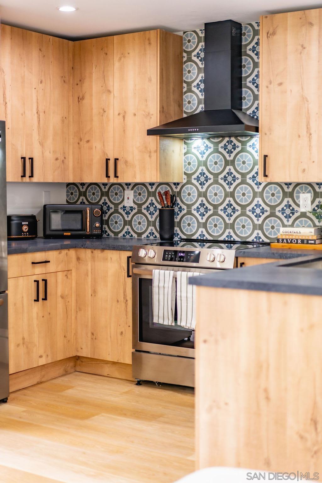 Detail Gallery Image 8 of 15 For 725  Pennsylvania Ave  731, San Diego,  CA 92103 - 1 Beds | 1 Baths