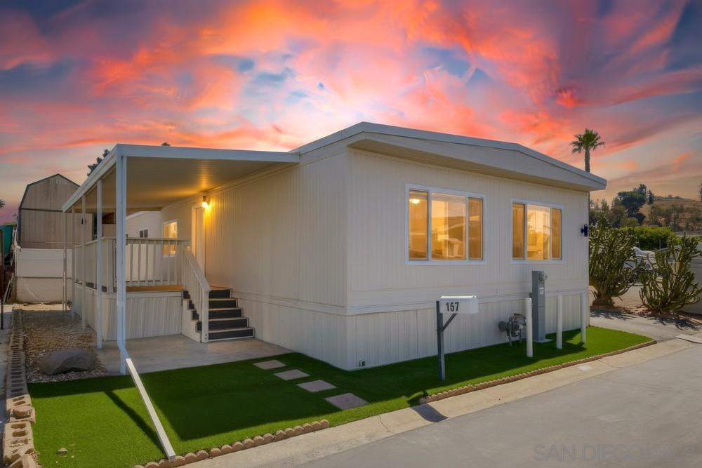 Detail Gallery Image 1 of 19 For 450 E Bradley Ave  157, El Cajon,  CA 92021 - 3 Beds | 2 Baths