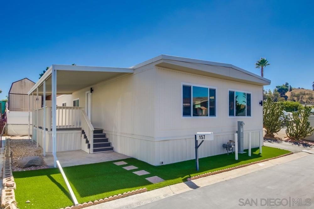 Detail Gallery Image 2 of 19 For 450 E Bradley Ave  157, El Cajon,  CA 92021 - 3 Beds | 2 Baths