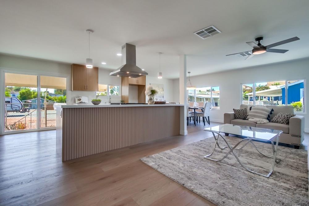 Detail Gallery Image 4 of 19 For 450 E Bradley Ave  157, El Cajon,  CA 92021 - 3 Beds | 2 Baths