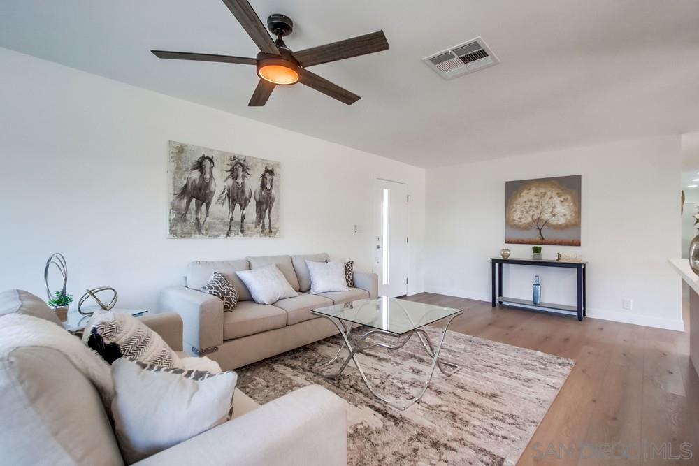 Detail Gallery Image 5 of 19 For 450 E Bradley Ave  157, El Cajon,  CA 92021 - 3 Beds | 2 Baths