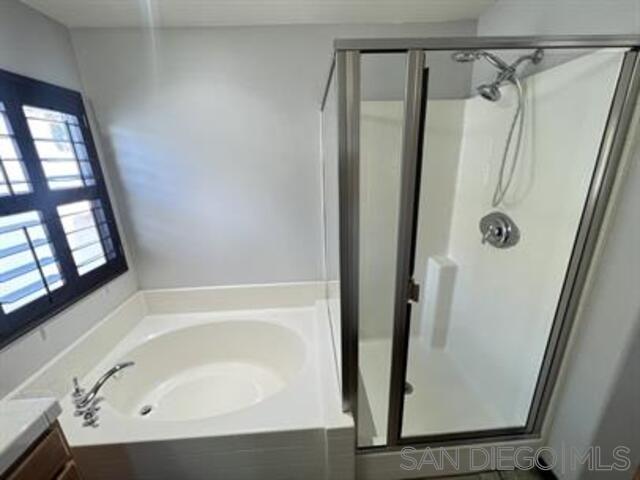 Detail Gallery Image 12 of 21 For 1176  Saratoga Ct, Chula Vista,  CA 91913 - 4 Beds | 2/1 Baths