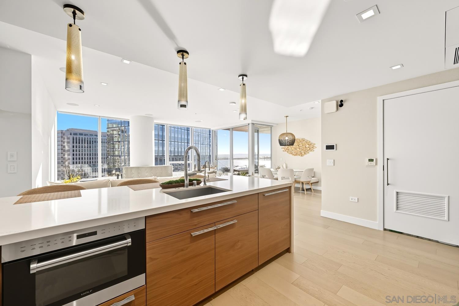 Detail Gallery Image 23 of 46 For 888 W E Street  1503, San Diego,  CA 92101 - 2 Beds | 2 Baths