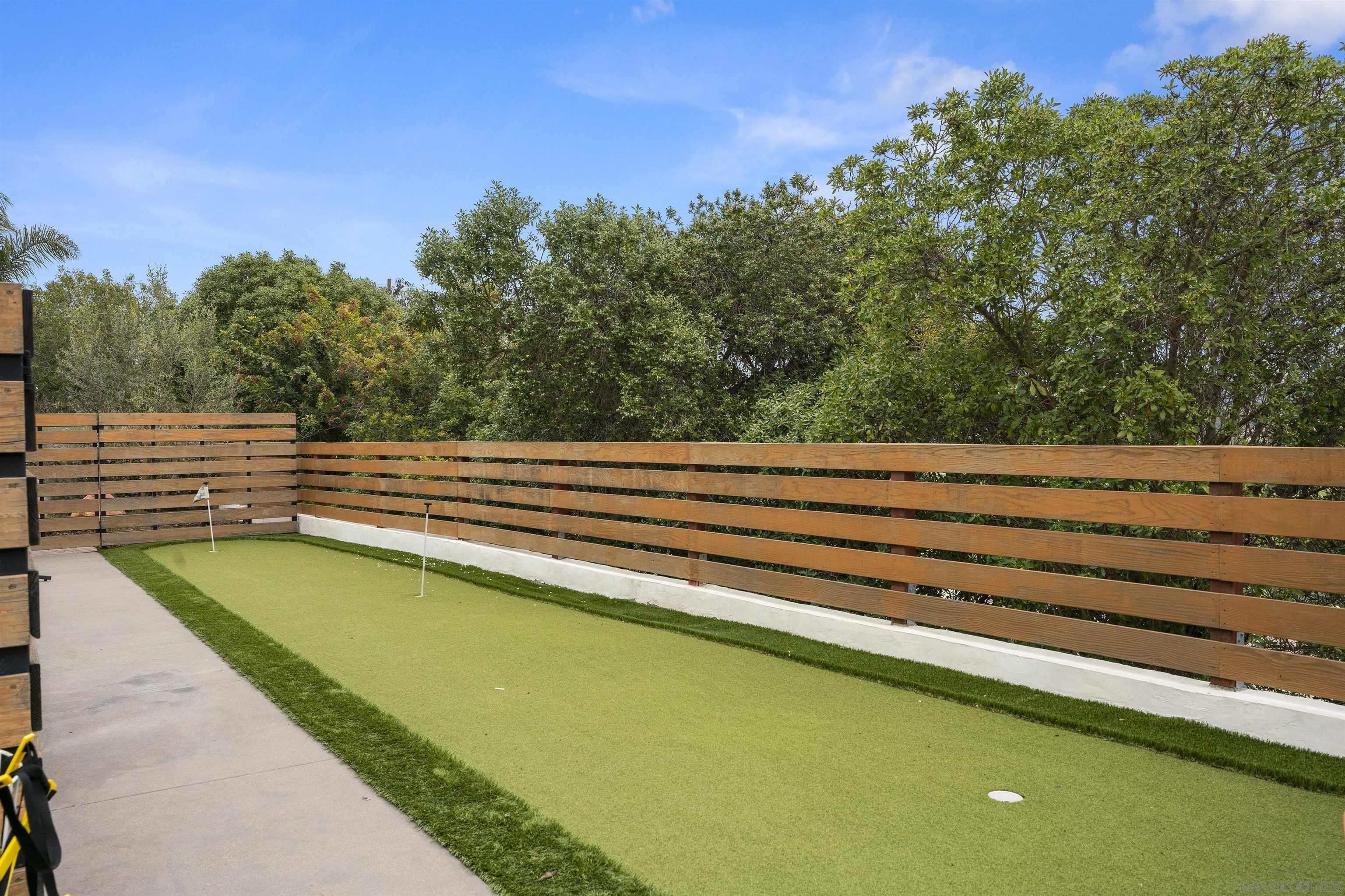 Detail Gallery Image 34 of 41 For 427  El Sueno, Solana Beach,  CA 92075 - 6 Beds | 6/2 Baths